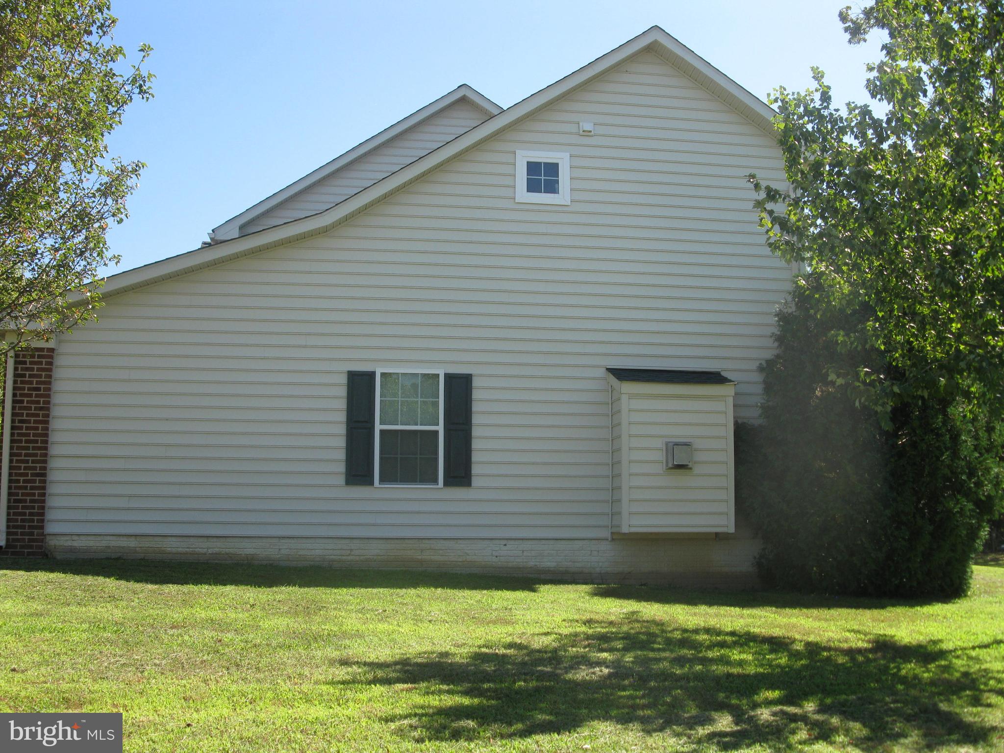 AUTUMN HILLS - Residential