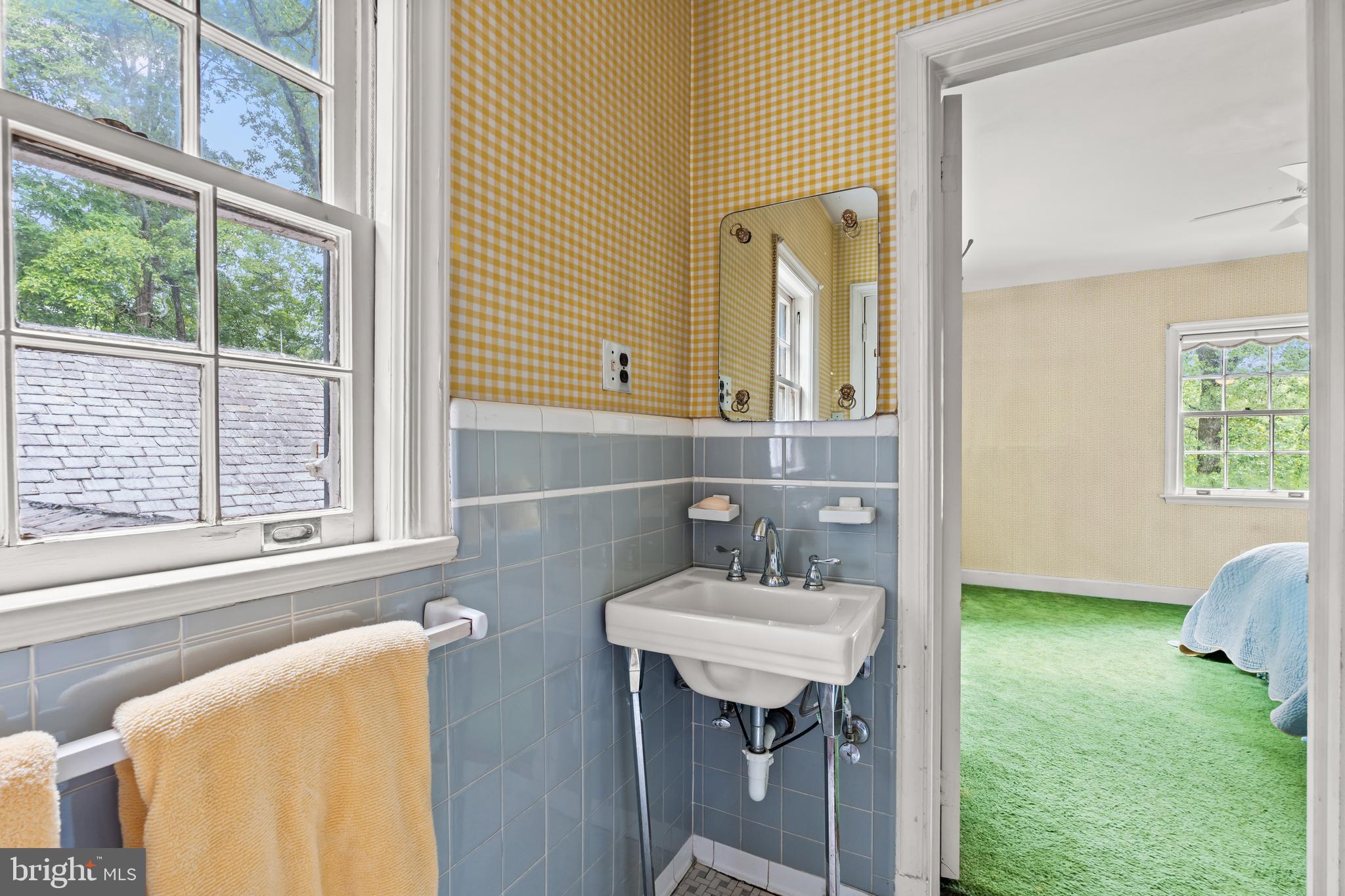 BRADLEY HILLS GROVE - Residential