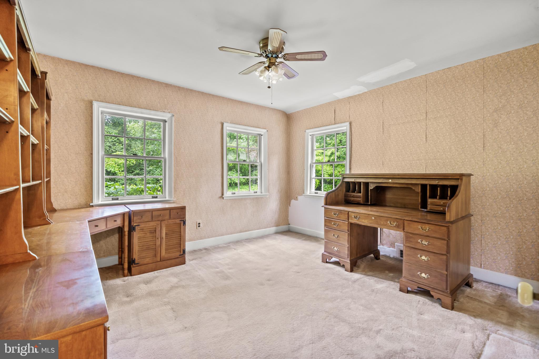 BRADLEY HILLS GROVE - Residential