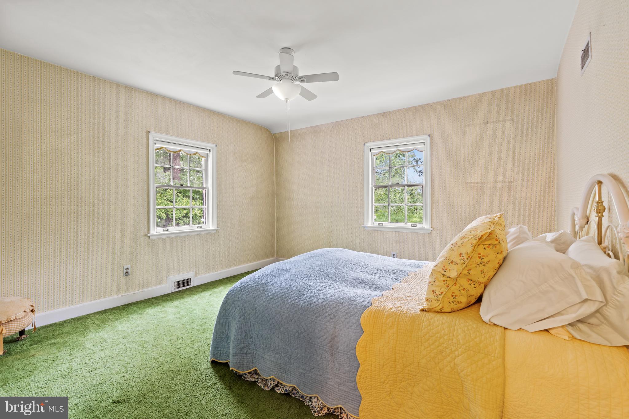 BRADLEY HILLS GROVE - Residential