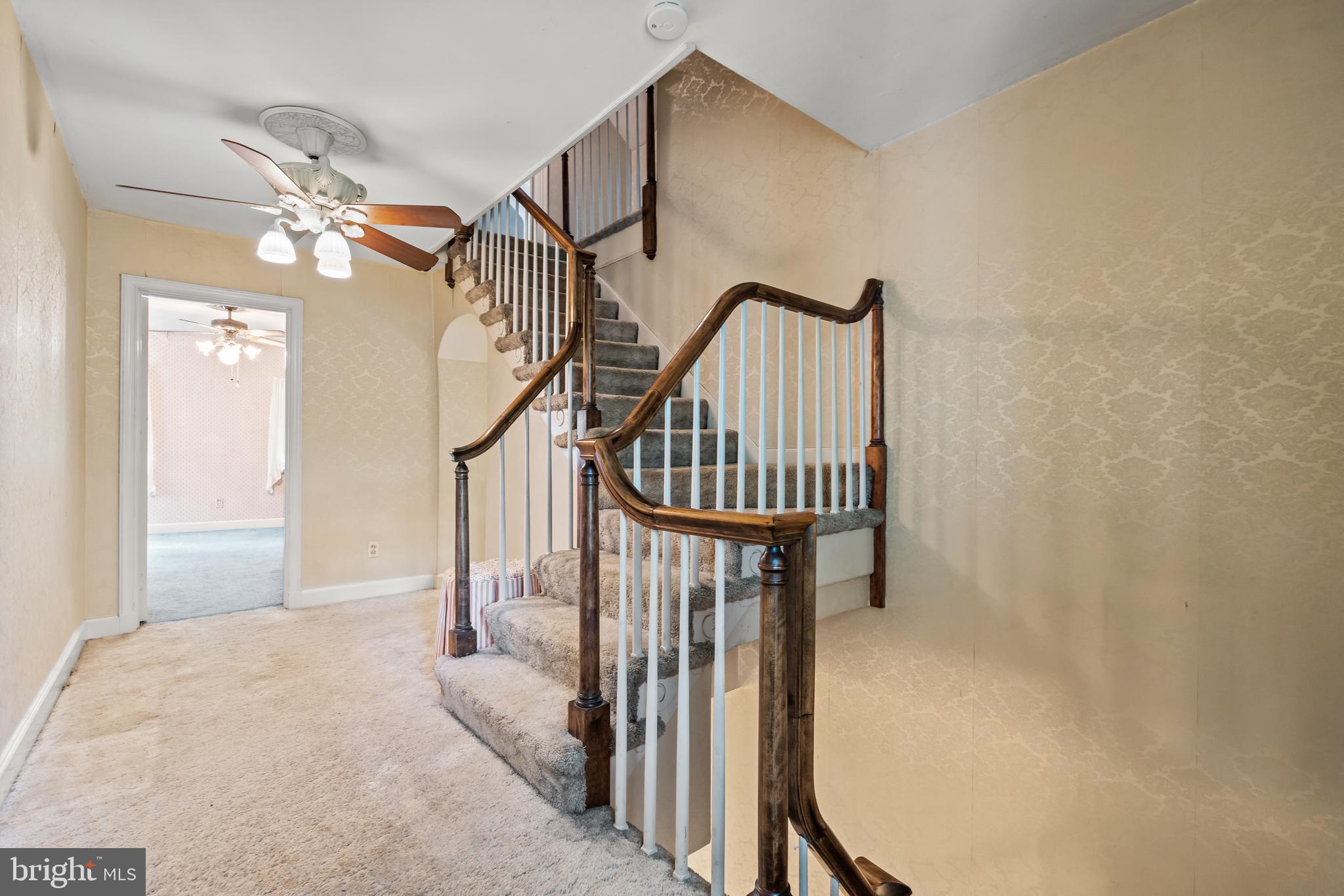 BRADLEY HILLS GROVE - Residential