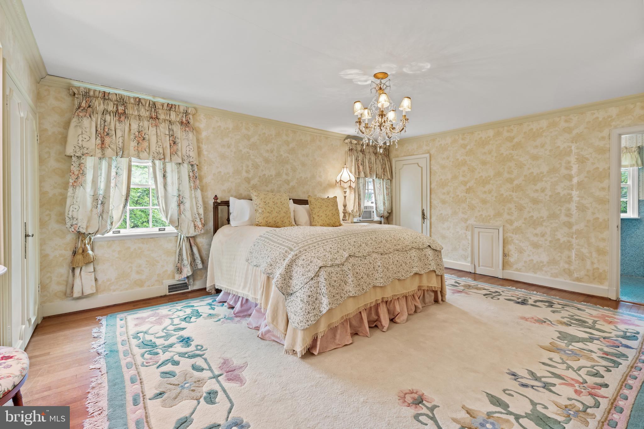 BRADLEY HILLS GROVE - Residential