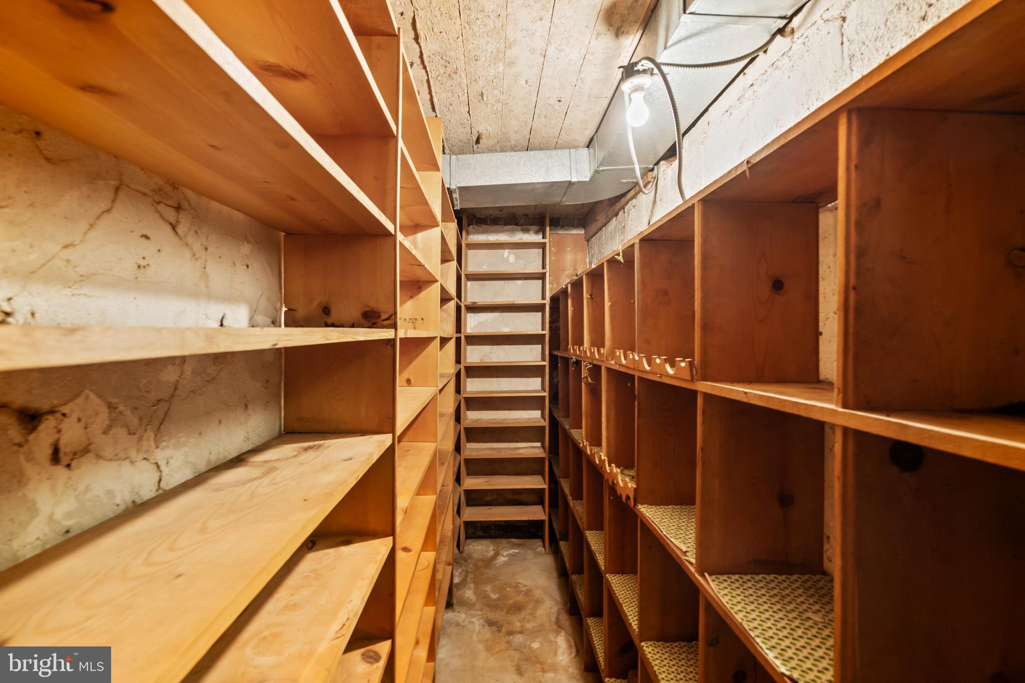 BRADLEY HILLS GROVE - Residential