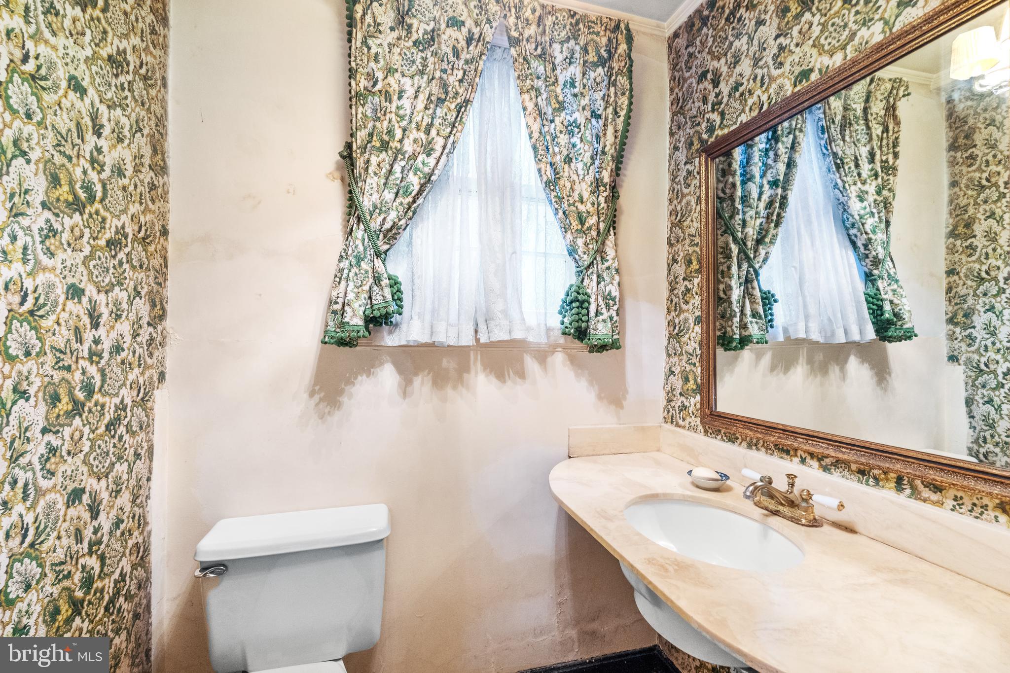 BRADLEY HILLS GROVE - Residential