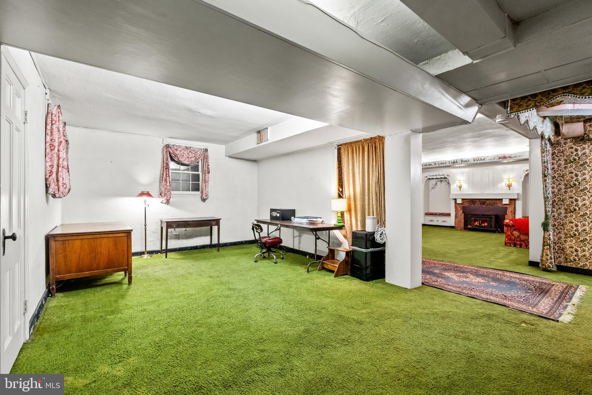 BRADLEY HILLS GROVE - Residential