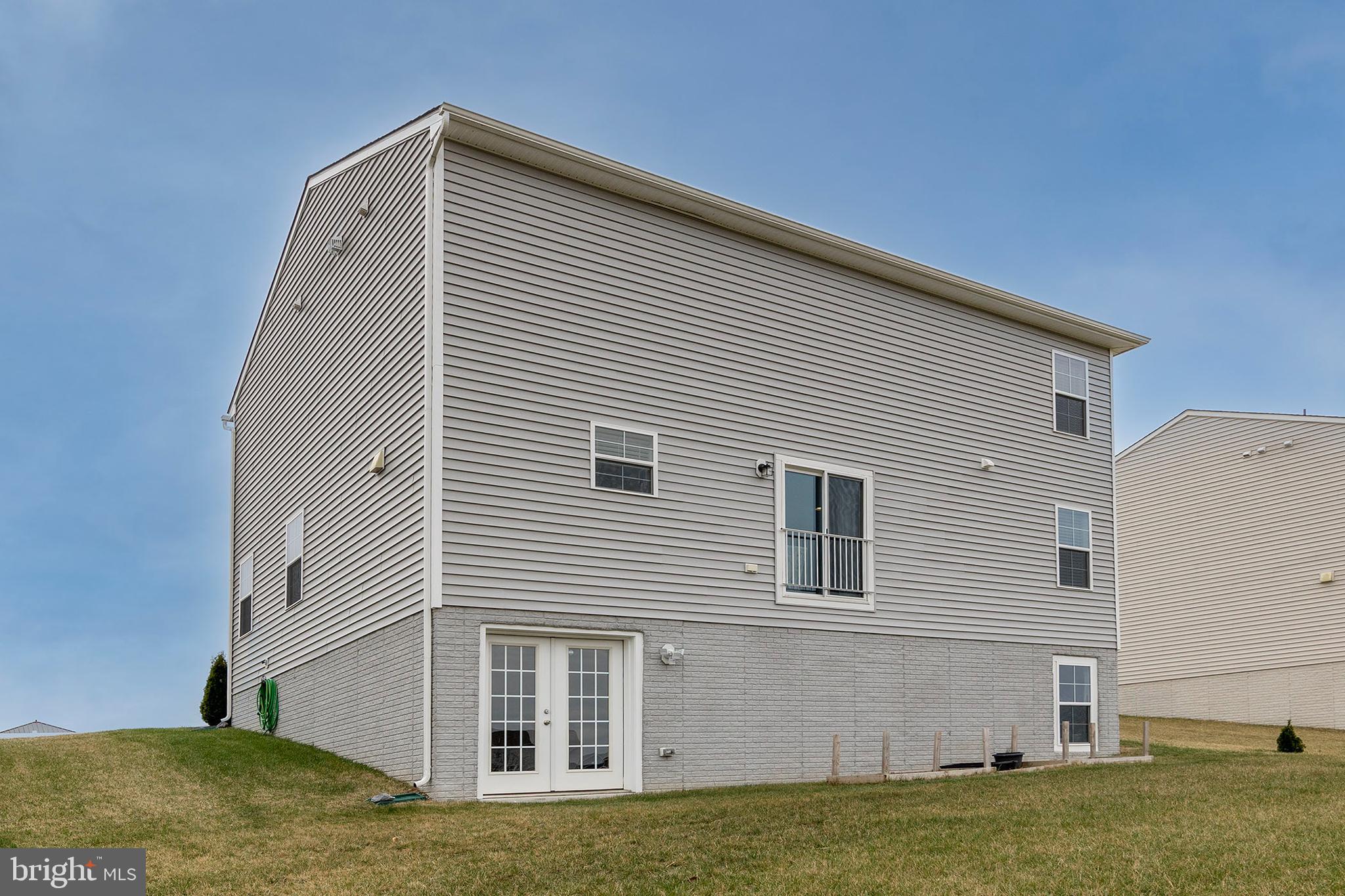 MORNING DOVE ESTATES - Residential