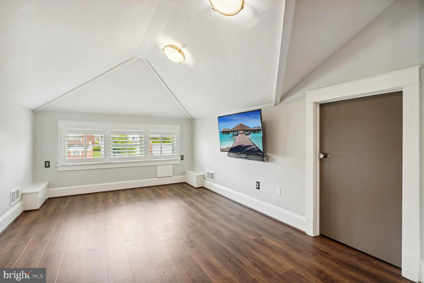 WESTMORE GARDENS - Residential