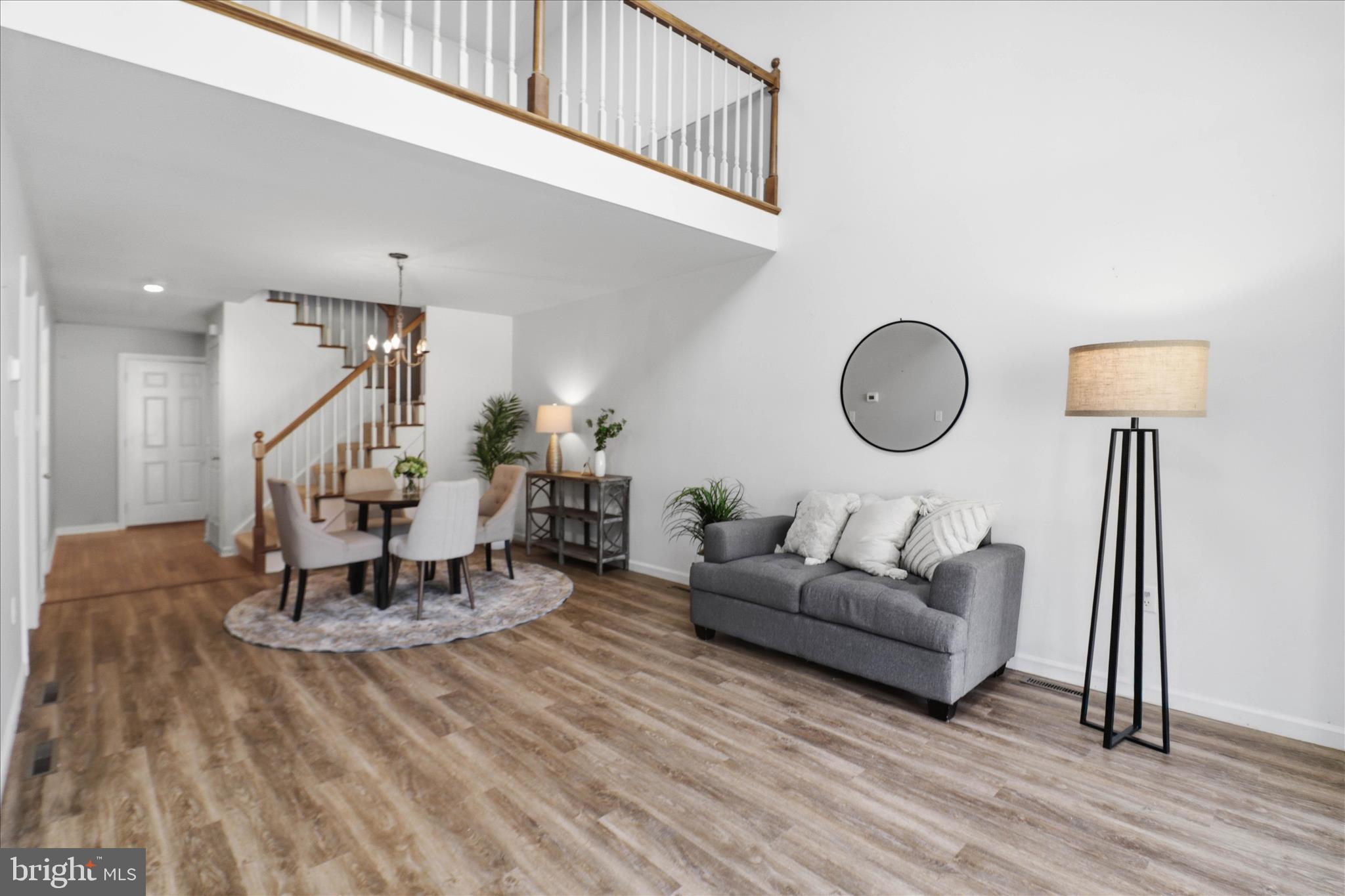 CARRIAGE HILL - Residential