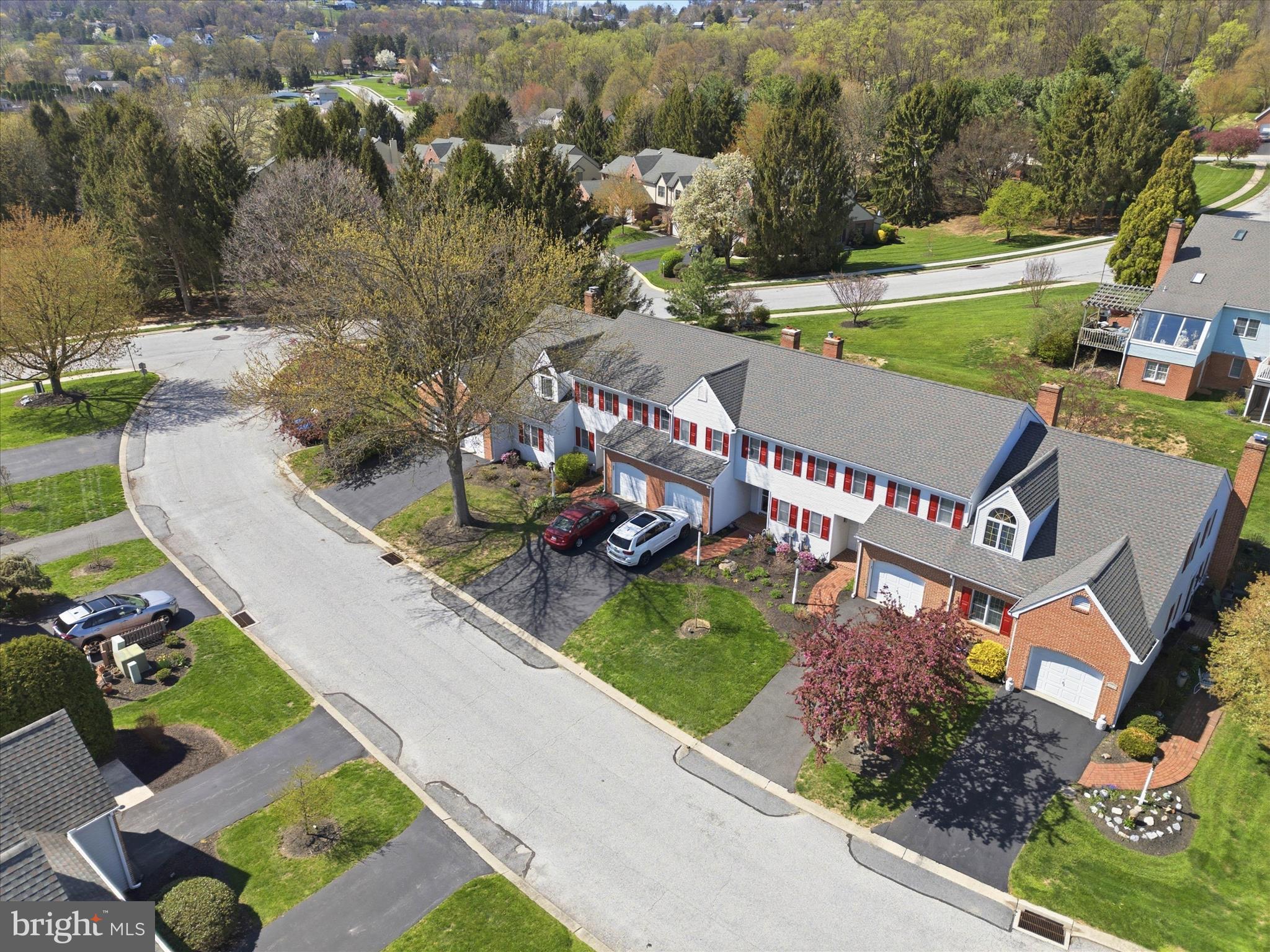 CARRIAGE HILL - Residential