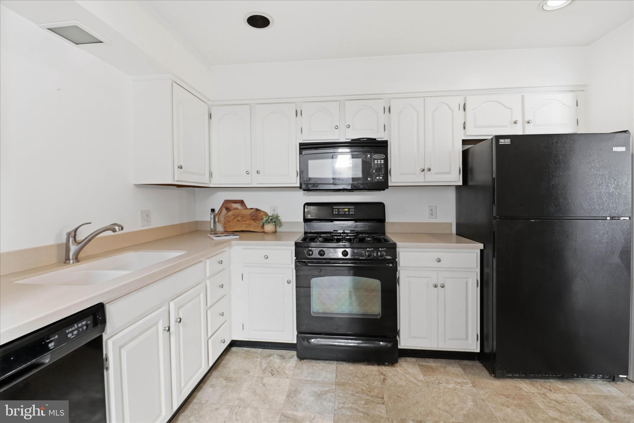 CARRIAGE HILL - Residential