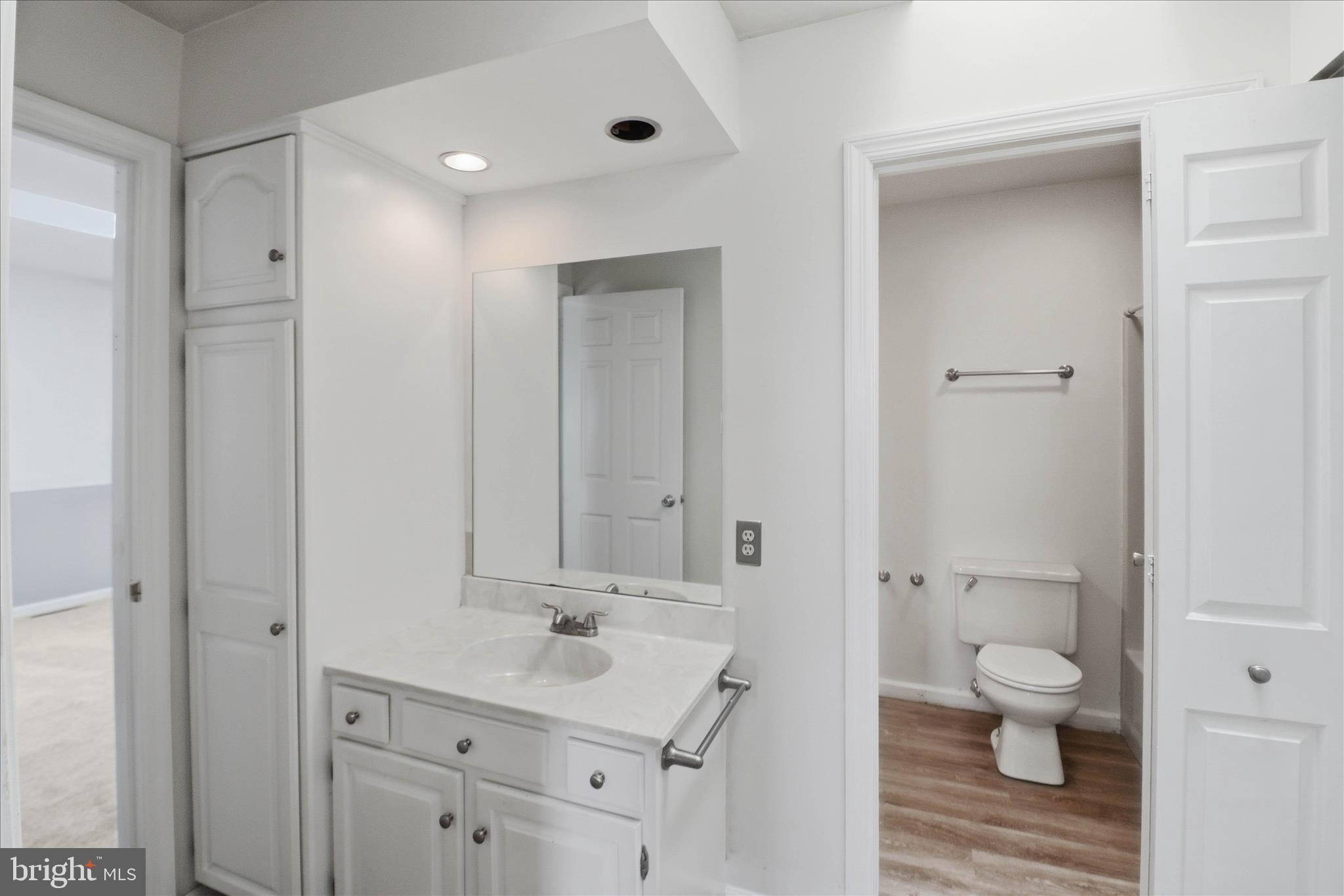 CARRIAGE HILL - Residential