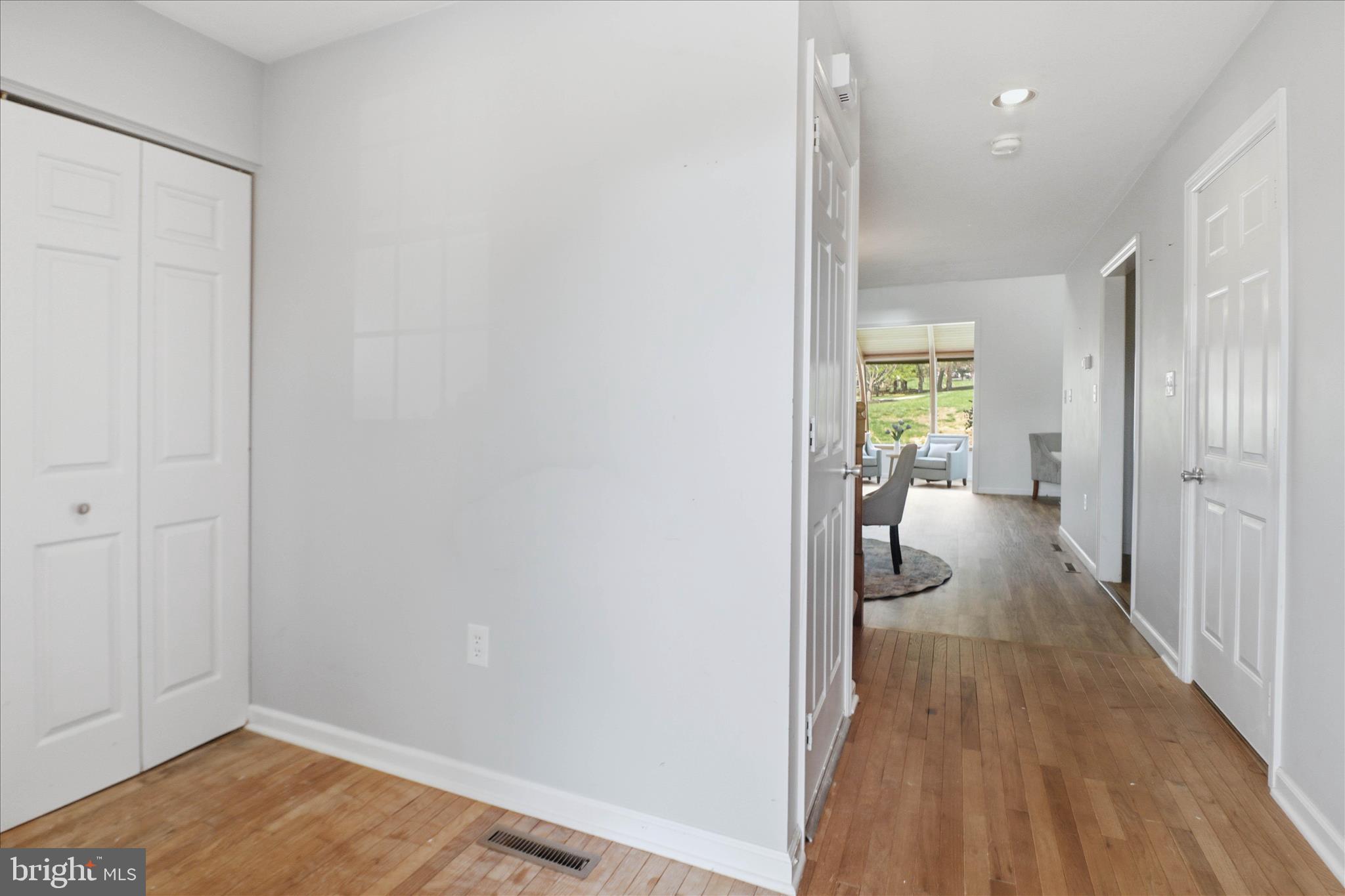 CARRIAGE HILL - Residential