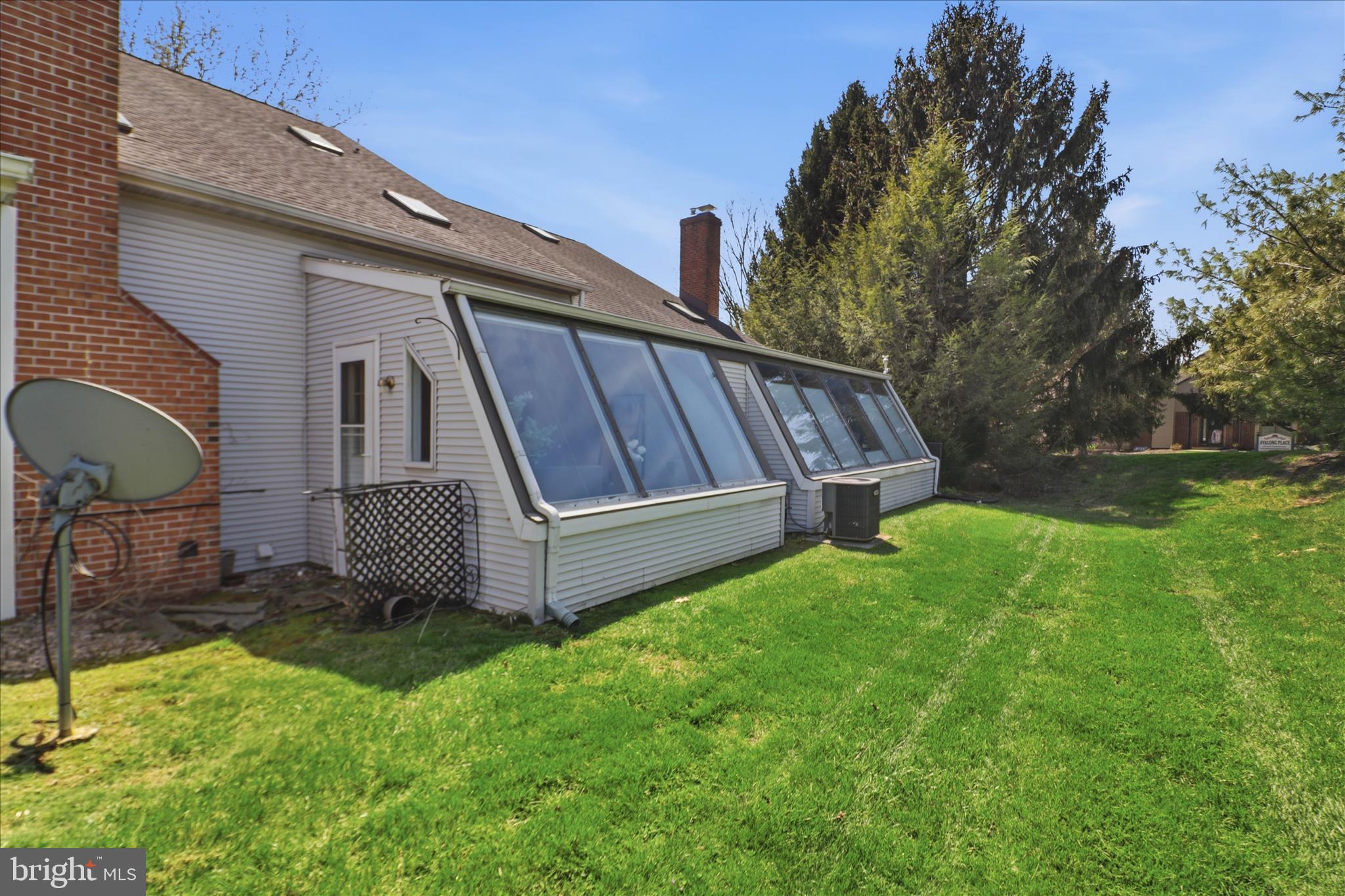 CARRIAGE HILL - Residential