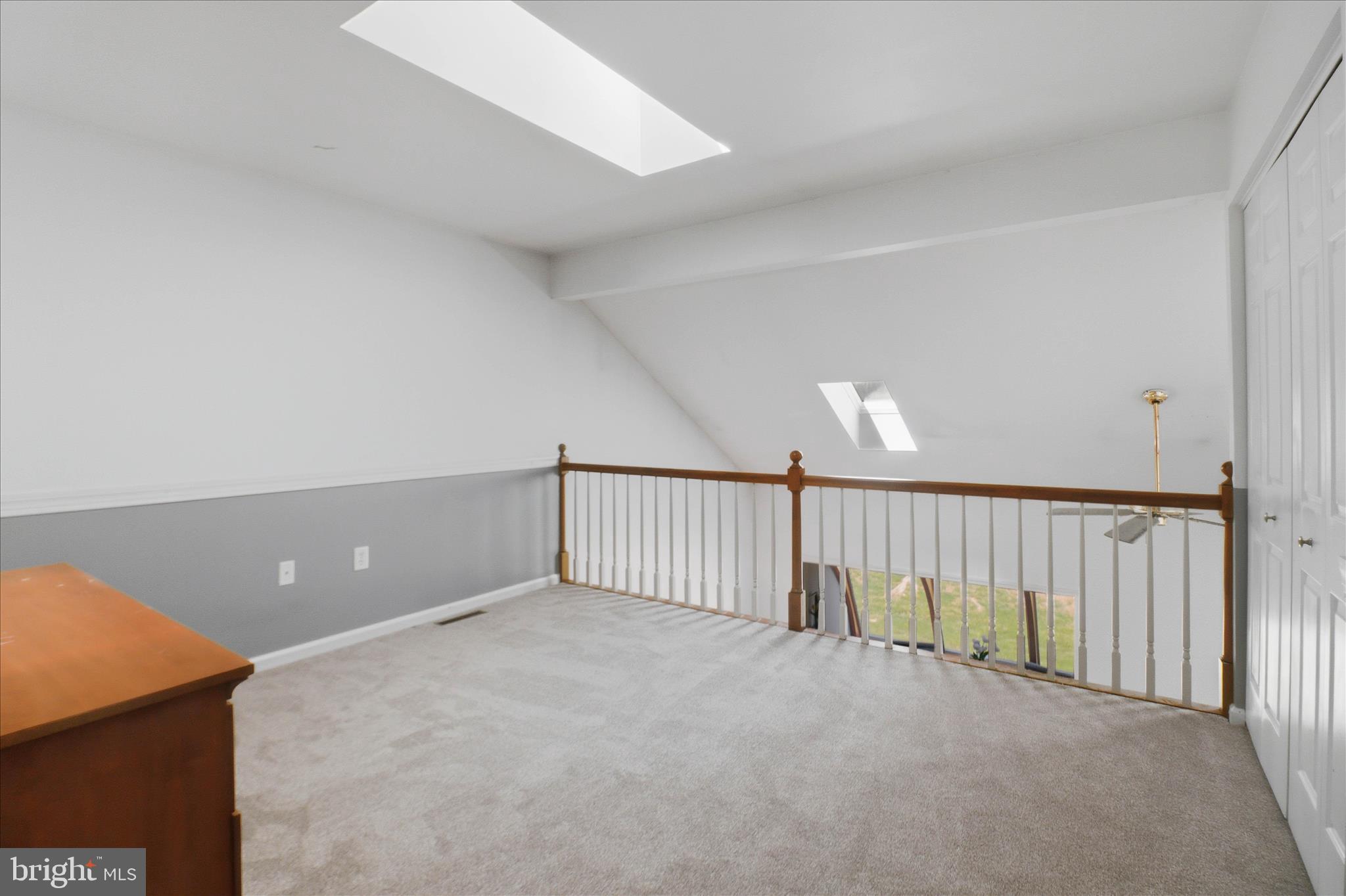 CARRIAGE HILL - Residential