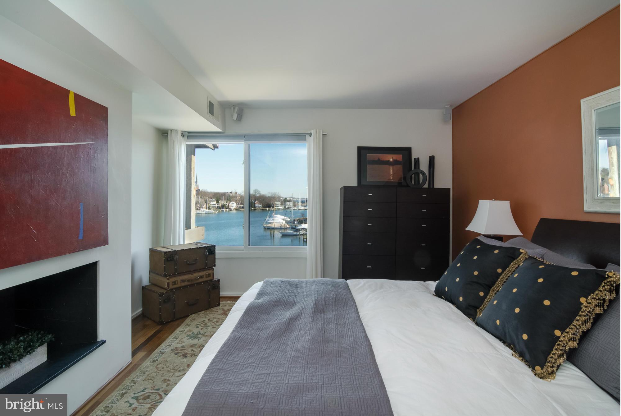 THE POINT CONDO - Residential