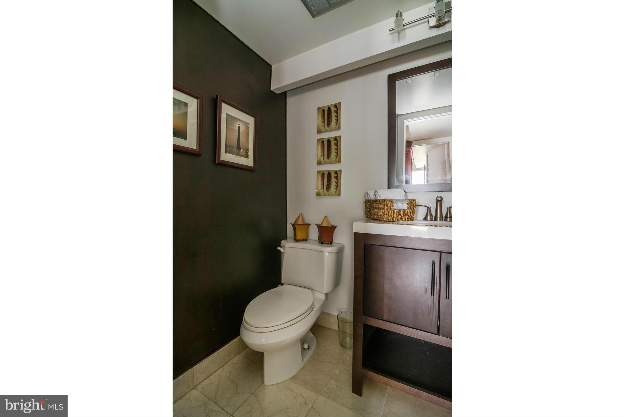 THE POINT CONDO - Residential