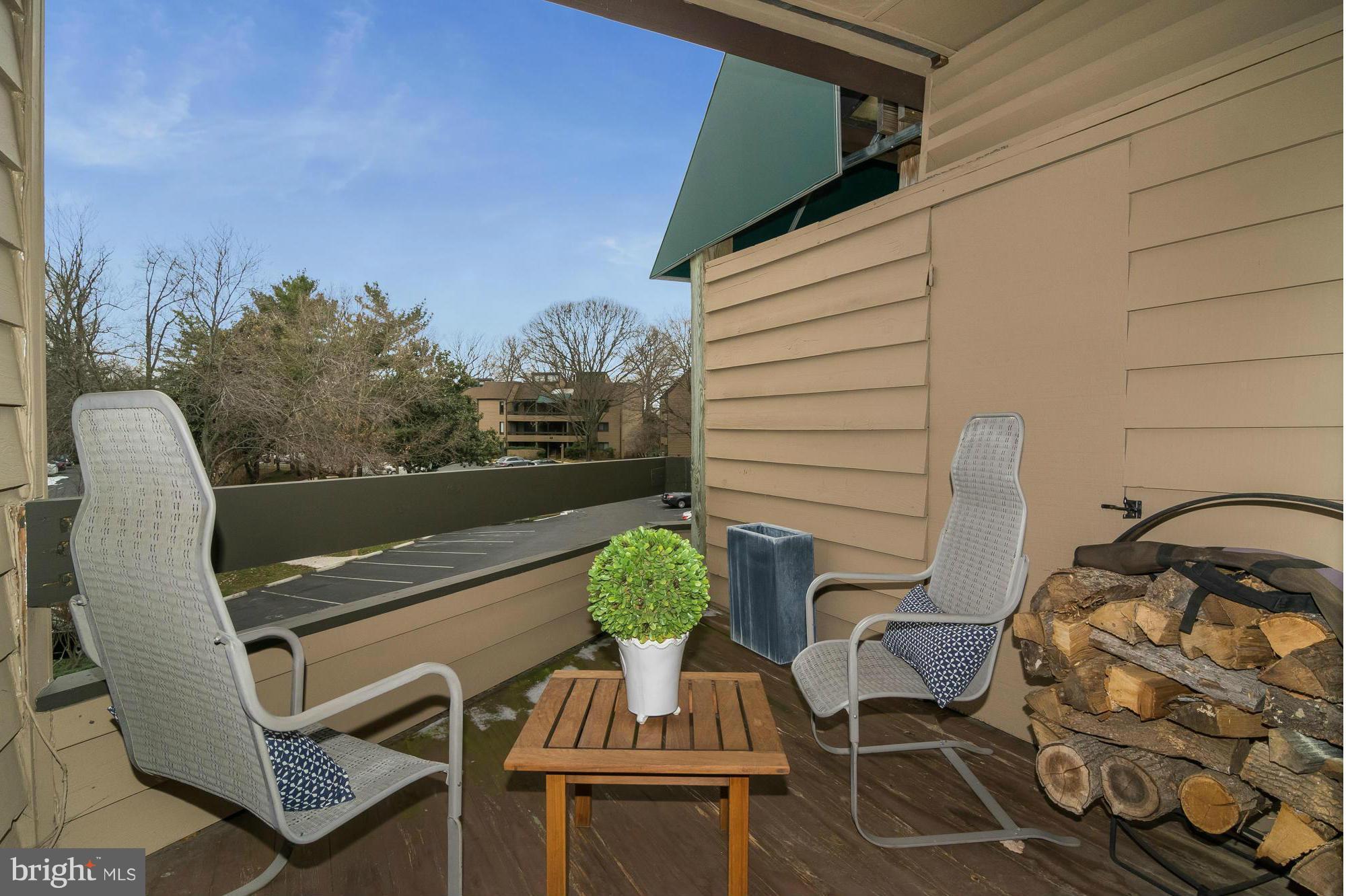 THE POINT CONDO - Residential