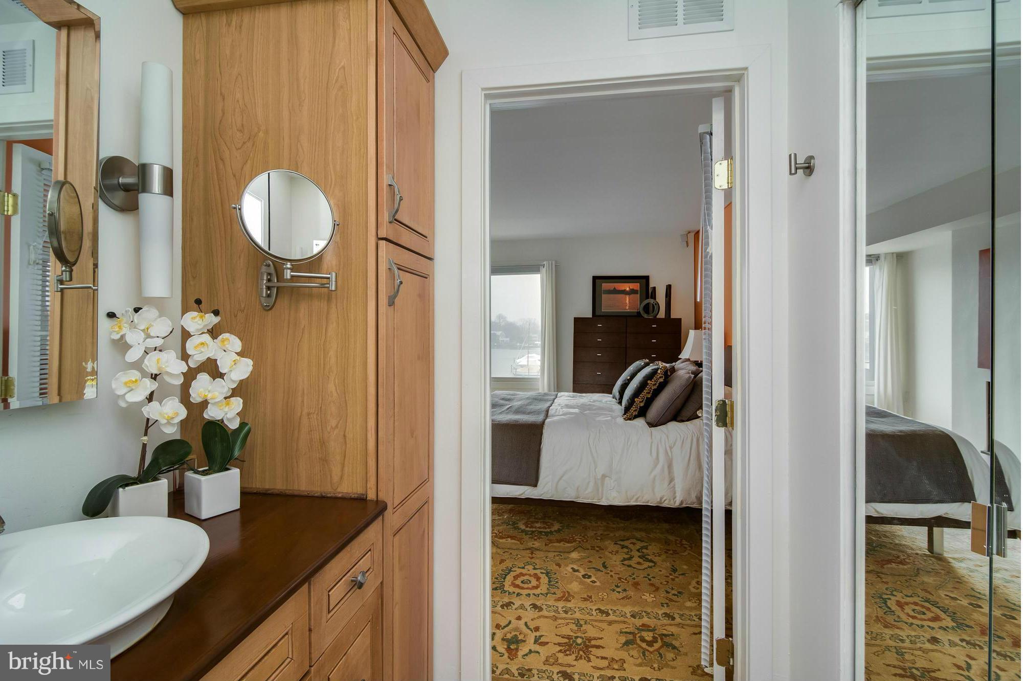 THE POINT CONDO - Residential