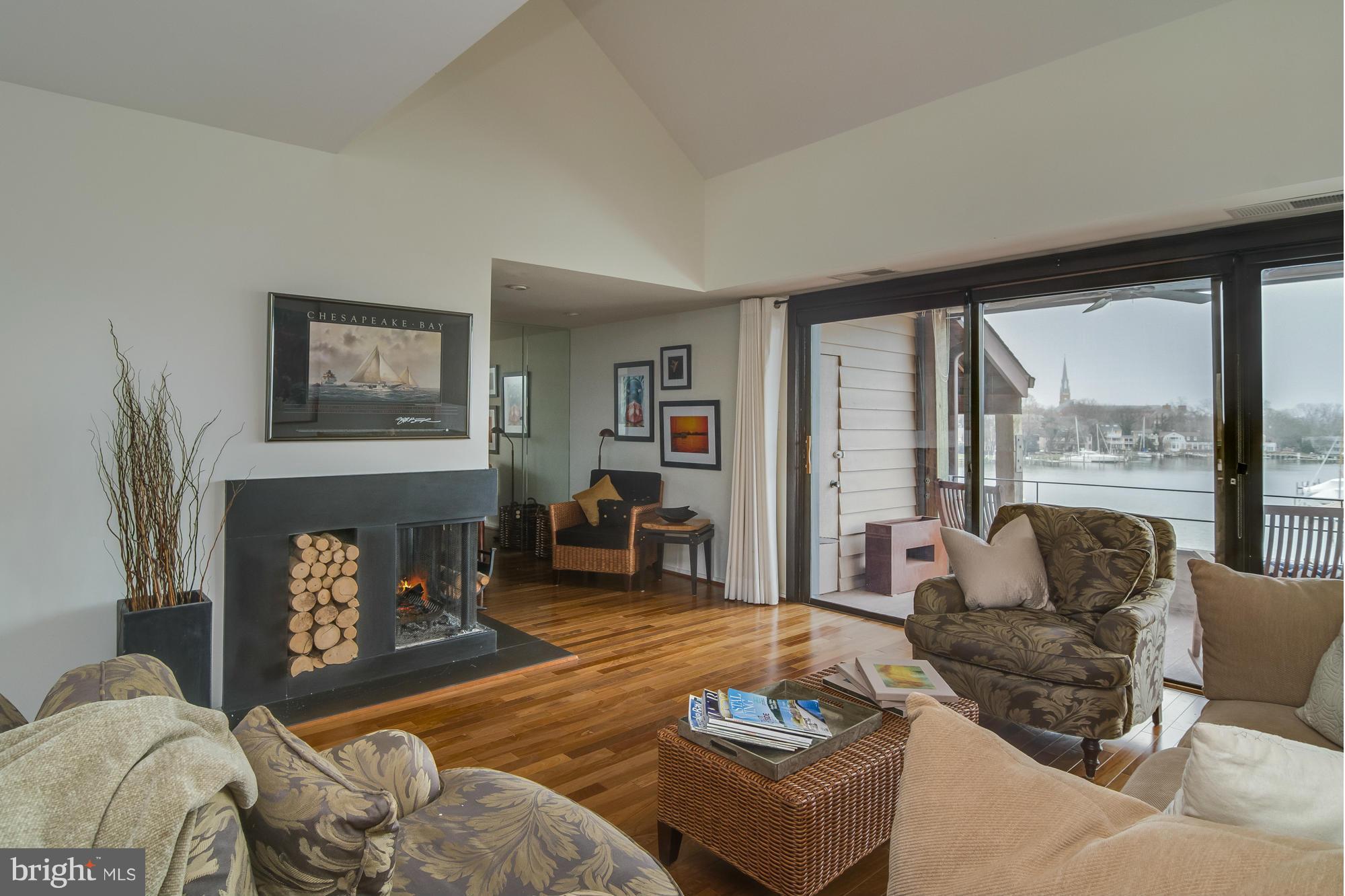 THE POINT CONDO - Residential