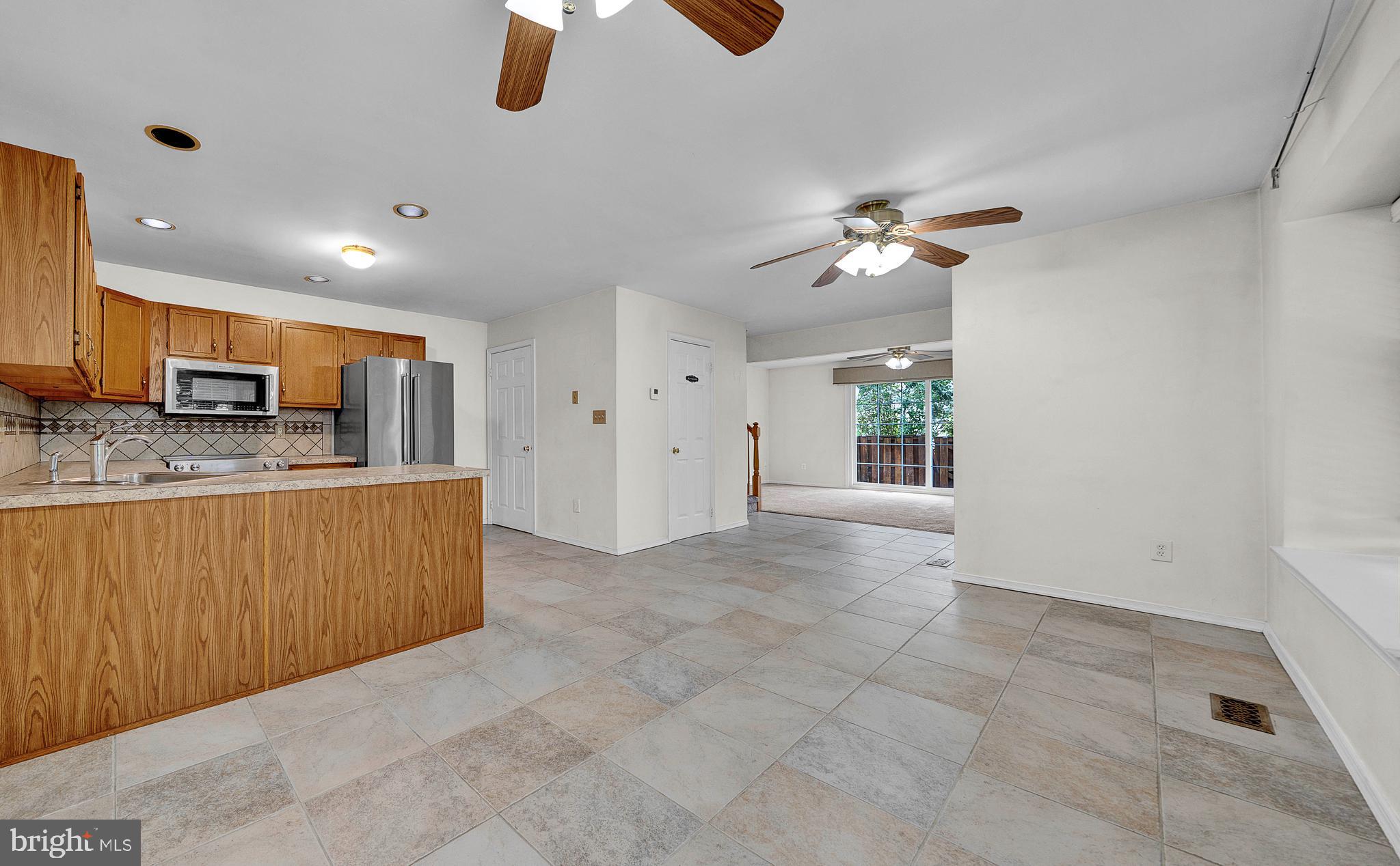 8006 SPRUCE MILL DR