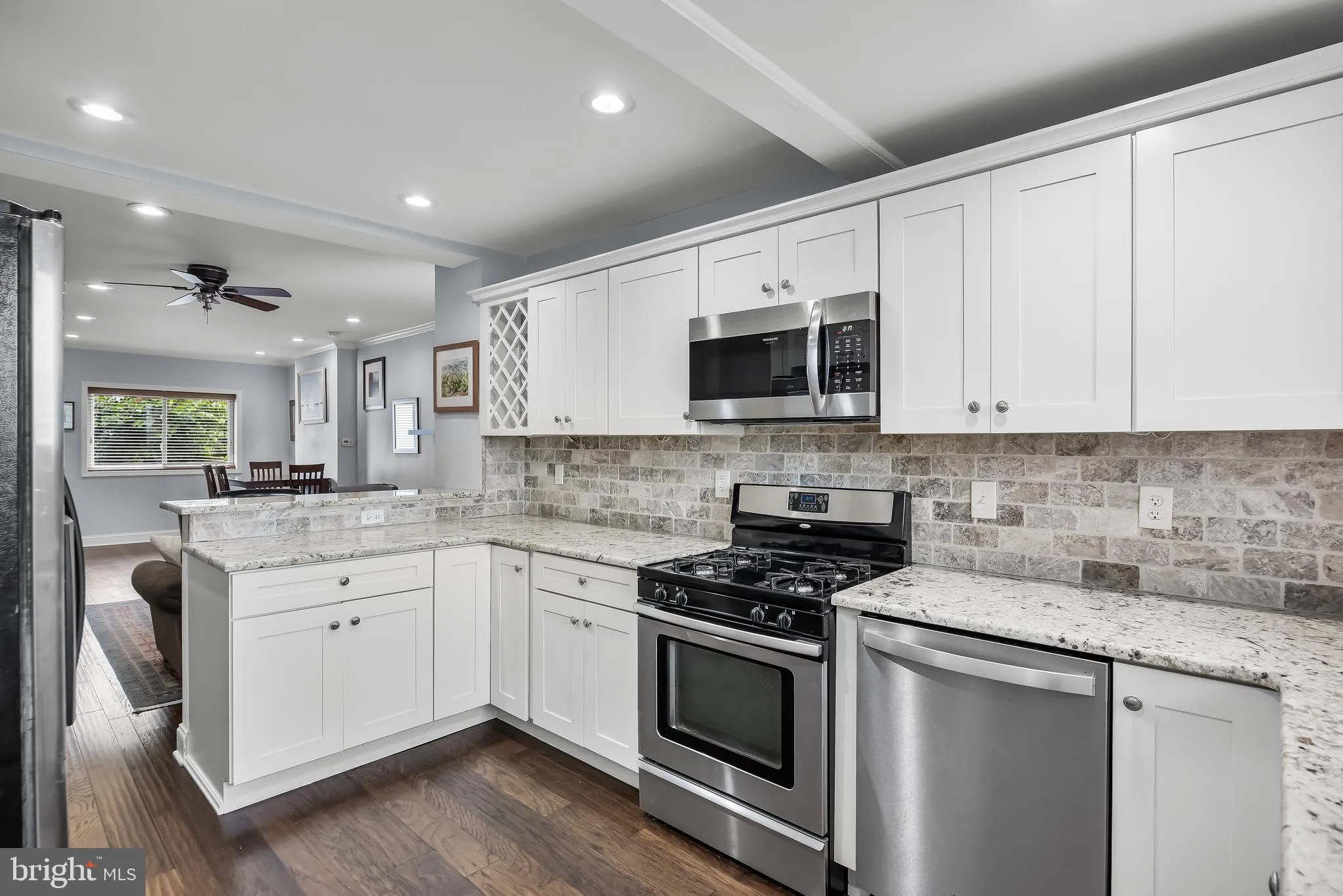 Philadelphia, Pennsylvania 19125, United States, 2 Bedrooms Bedrooms, ,1 BathroomBathrooms,Residential,Active,197471