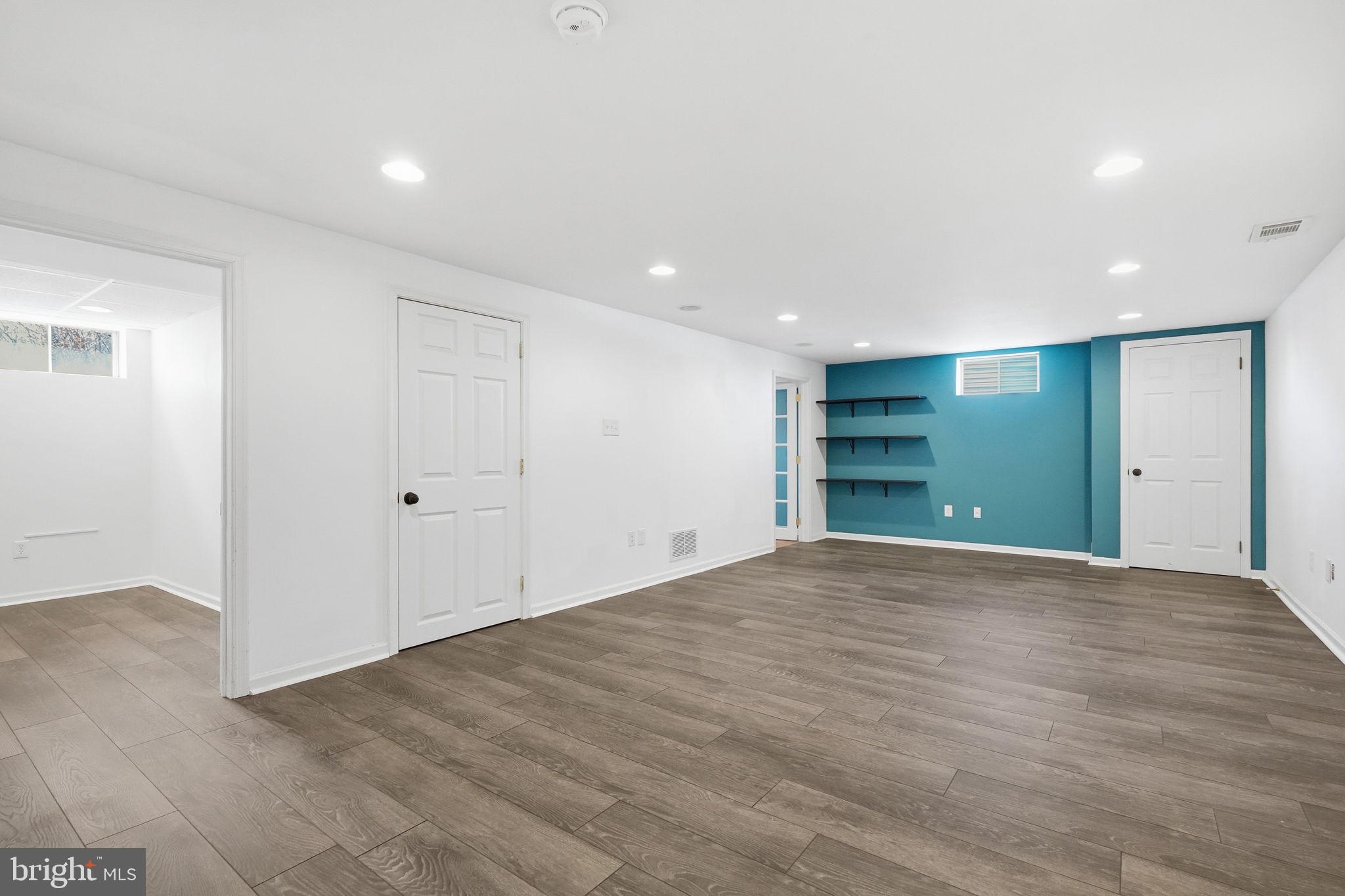 RHONDDA - Residential