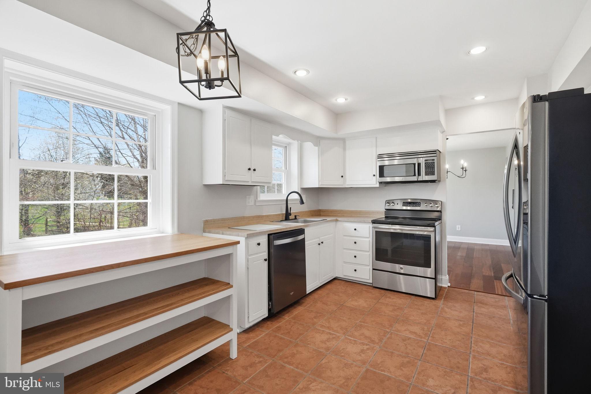 RHONDDA - Residential