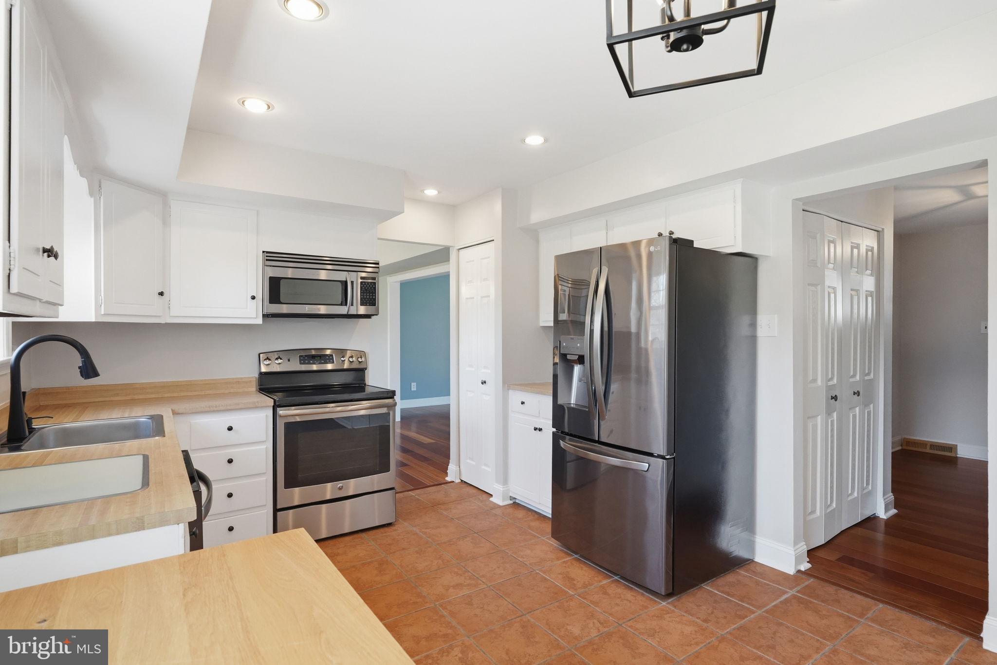 RHONDDA - Residential