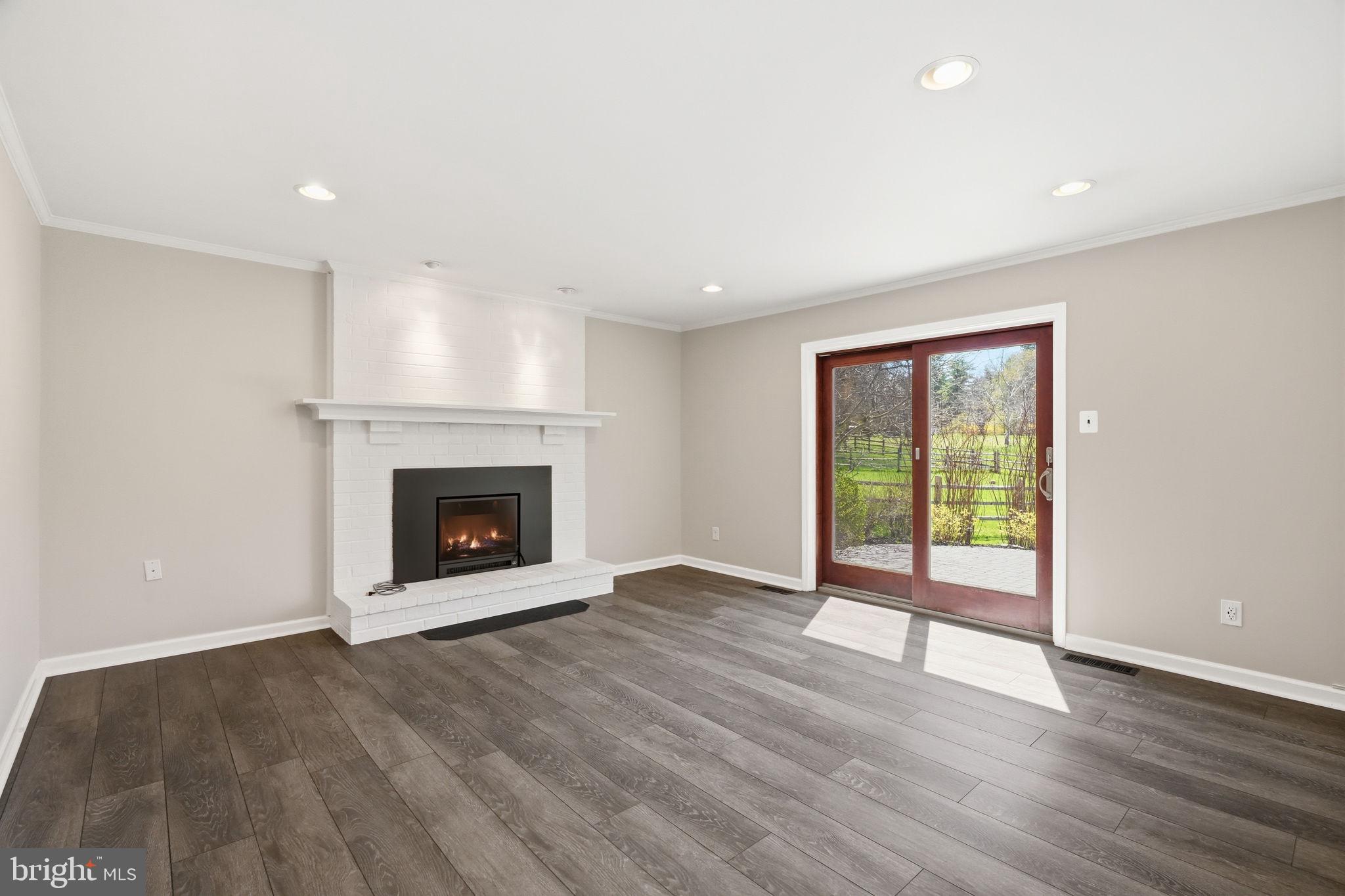 RHONDDA - Residential