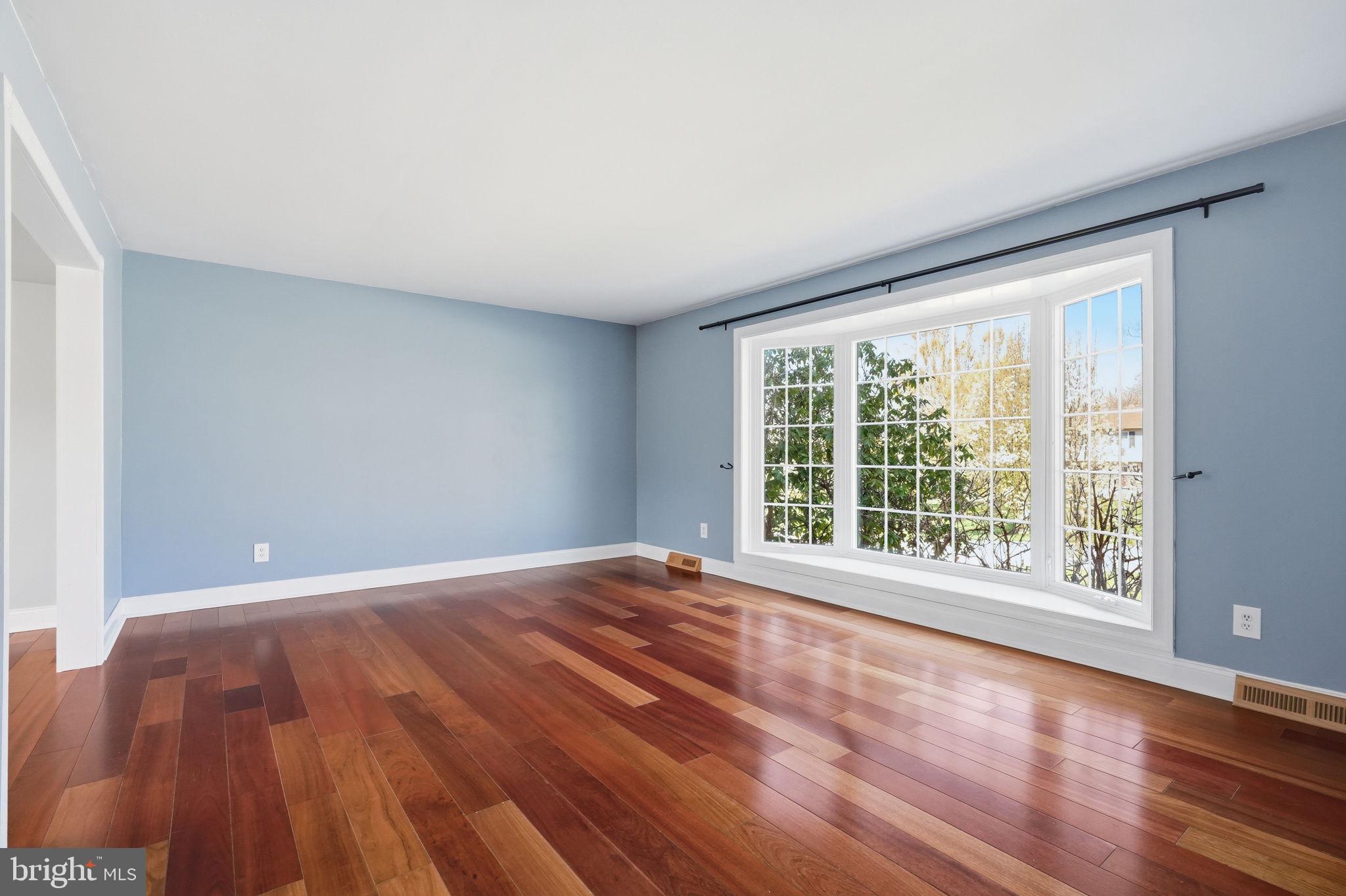 RHONDDA - Residential