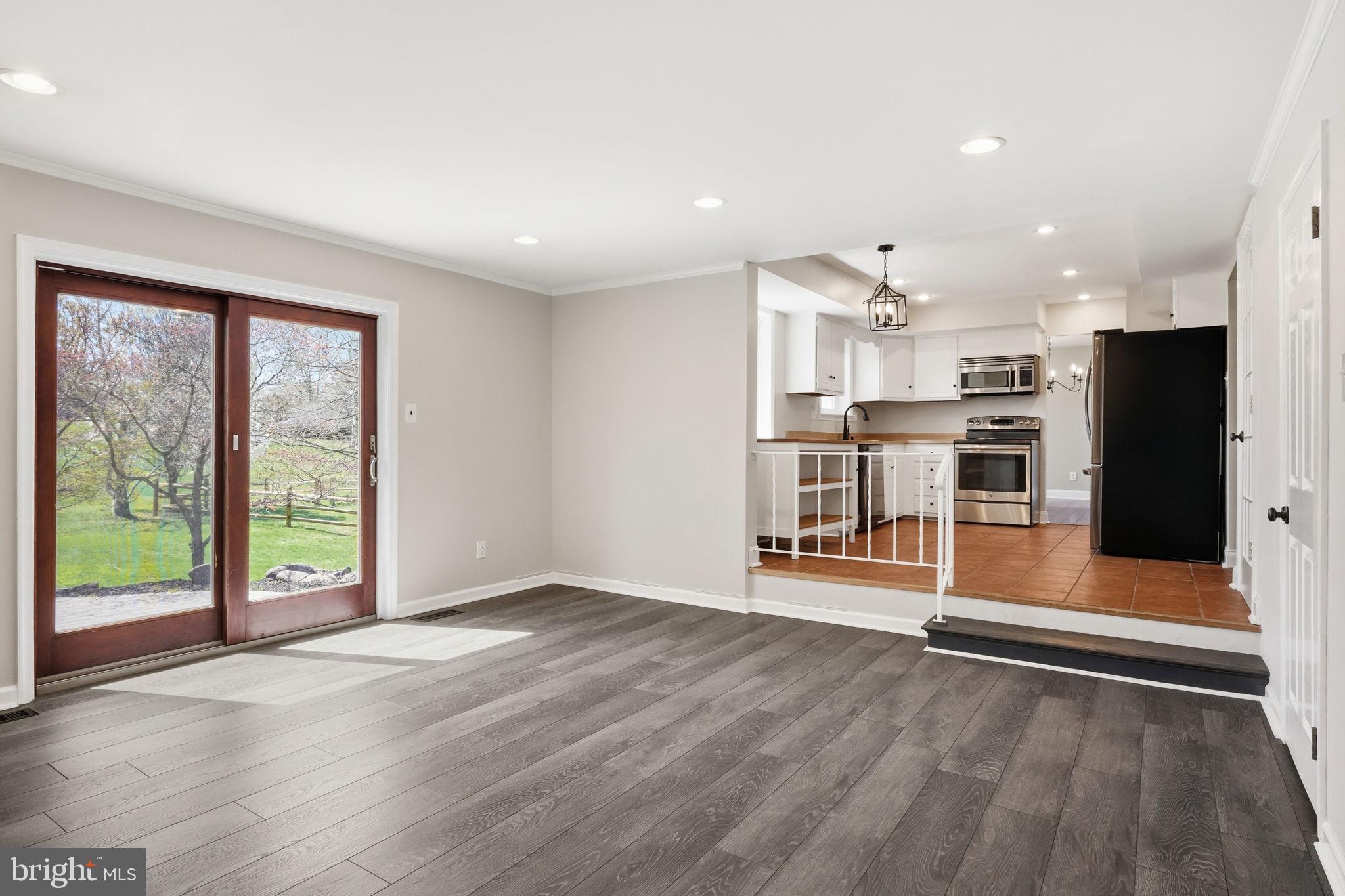 RHONDDA - Residential