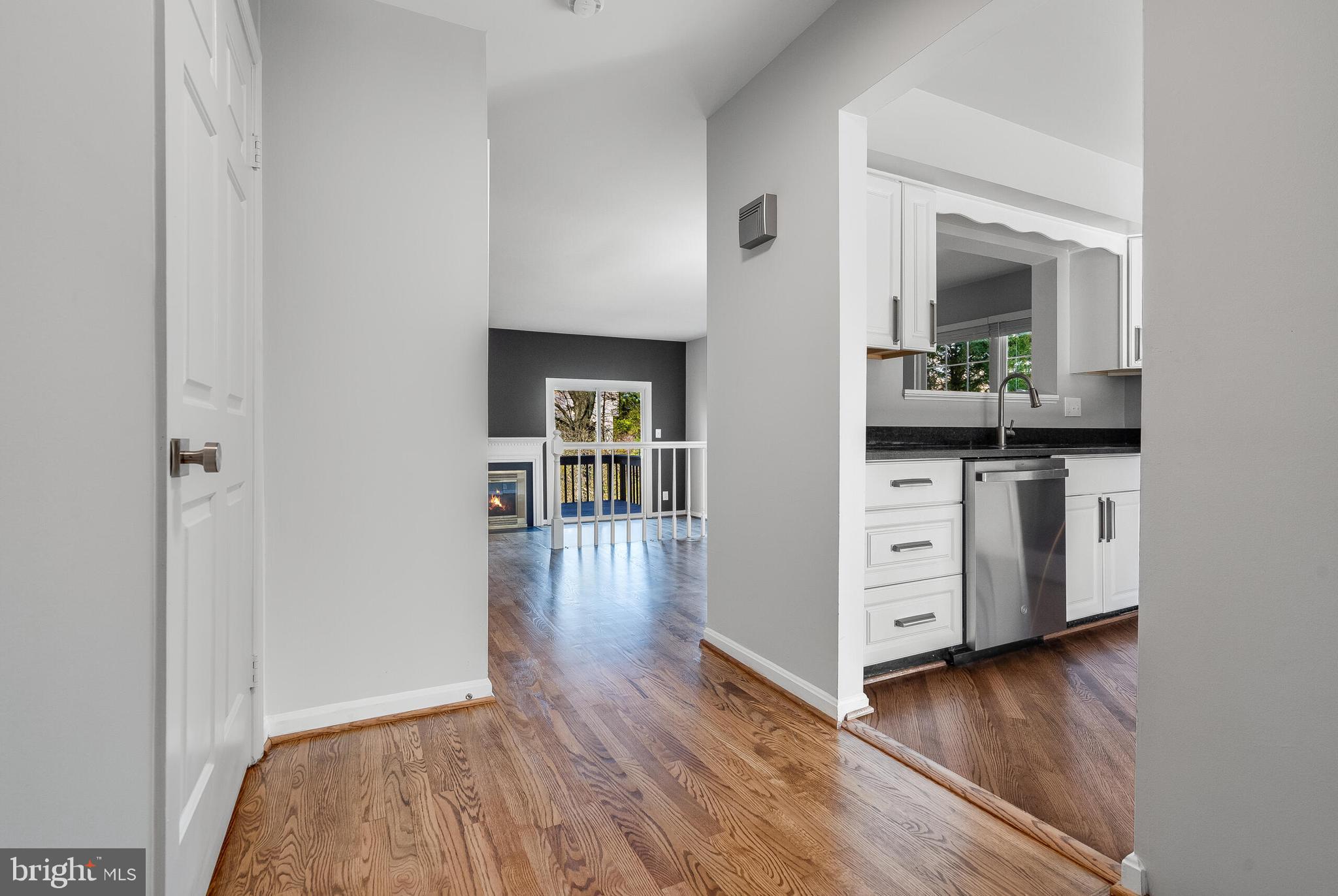 STONE POND - Residential