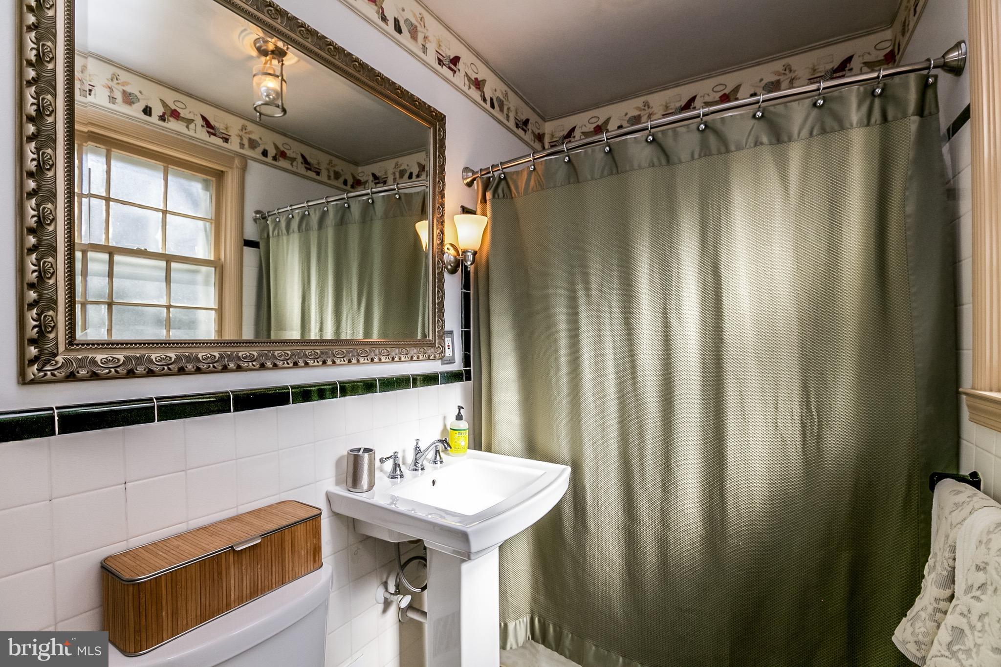 GREATER HOMELAND HISTORIC DISTRICT - Residential