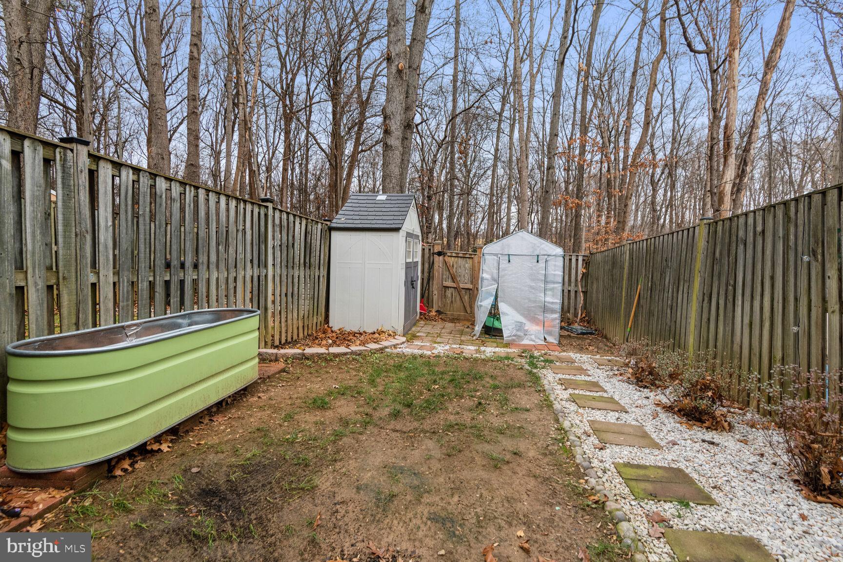 GLENSHIRE TOWNE - Residential