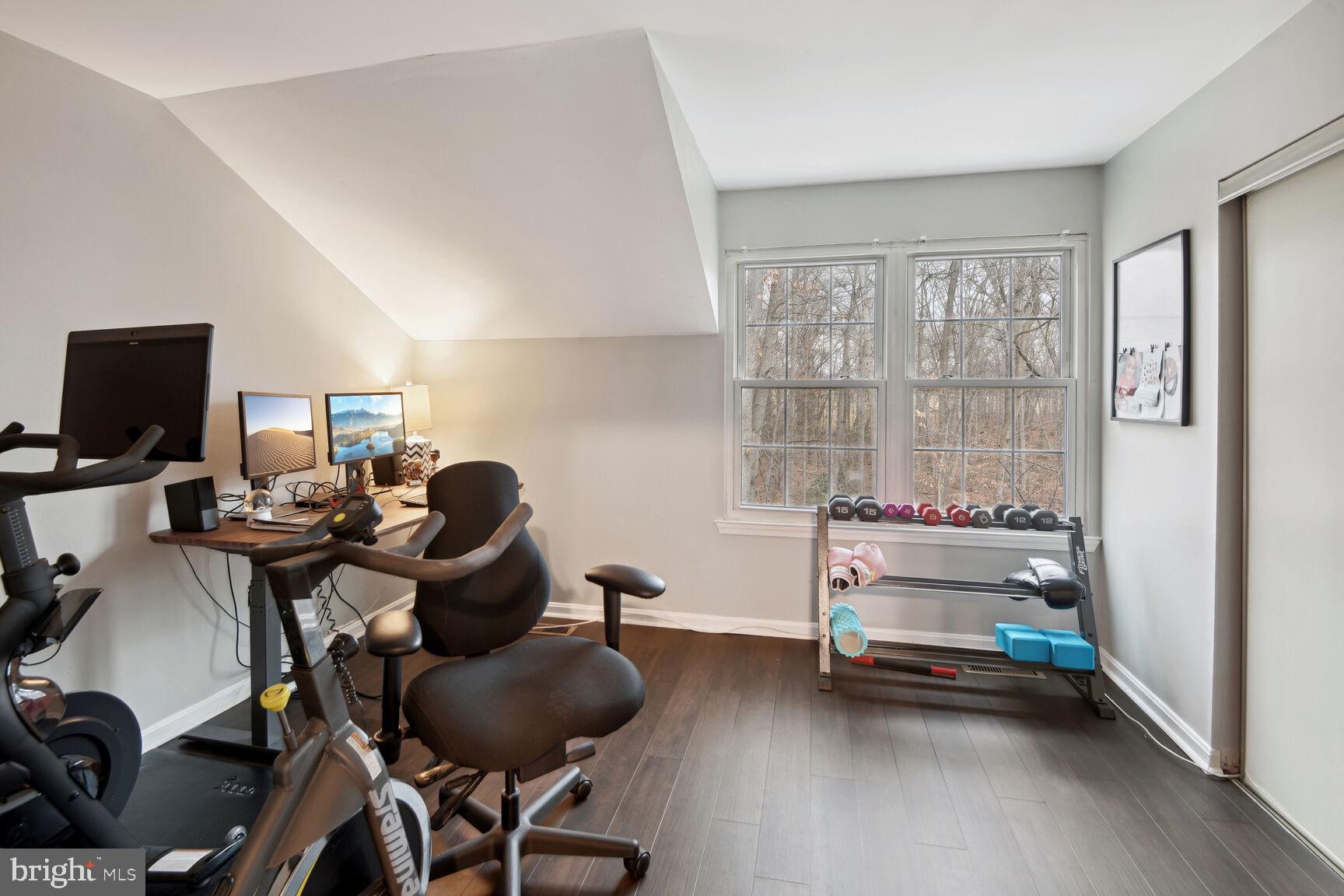 GLENSHIRE TOWNE - Residential