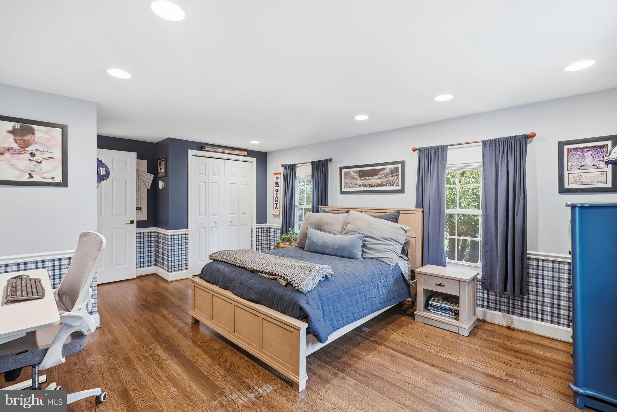 FOX HILLS WEST - Residential