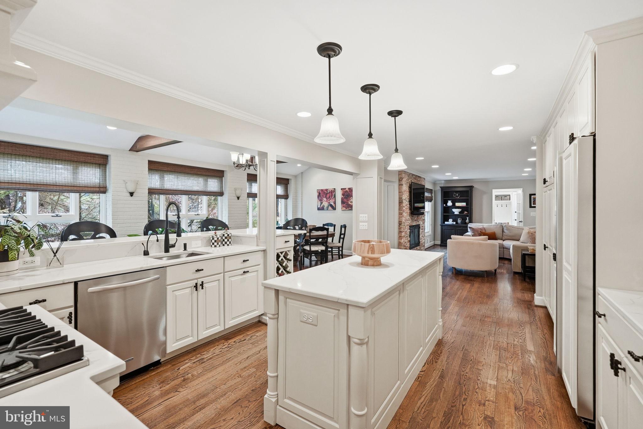 FOX HILLS WEST - Residential