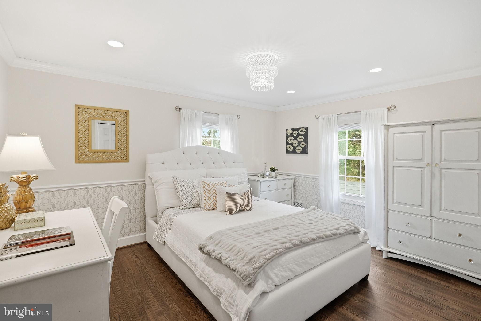 FOX HILLS WEST - Residential