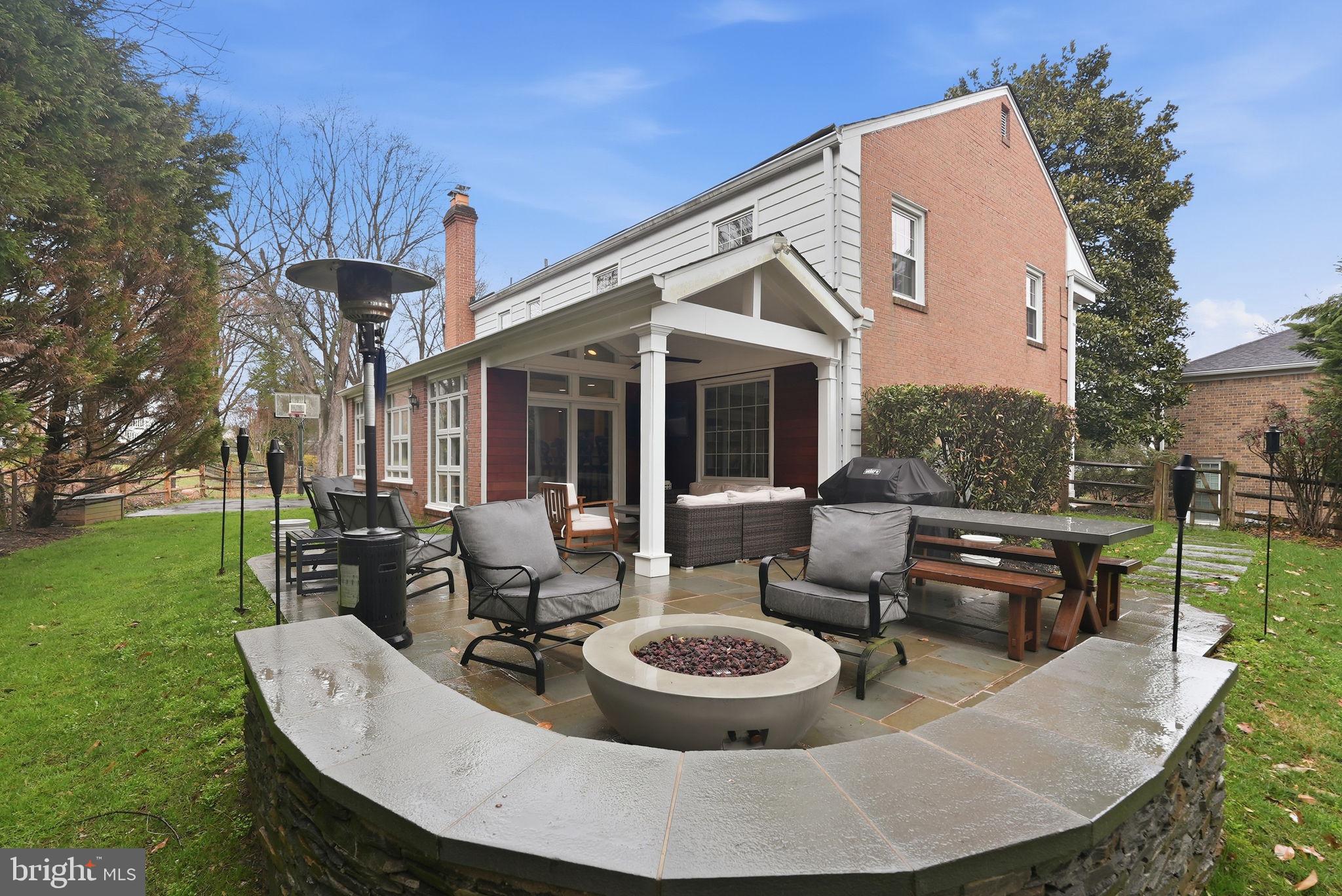 FOX HILLS WEST - Residential