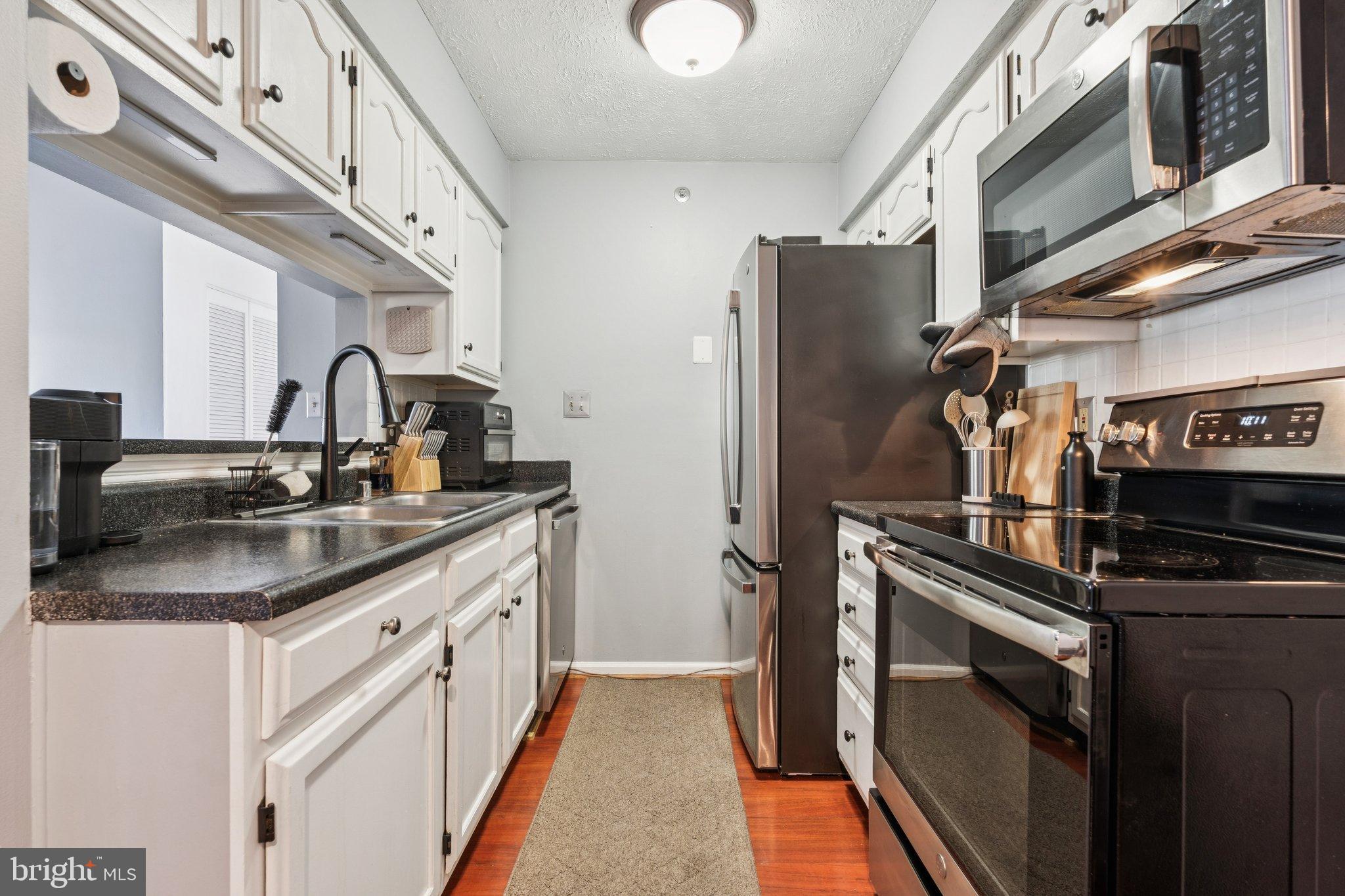 ROCKBURN COMMONS III - Residential