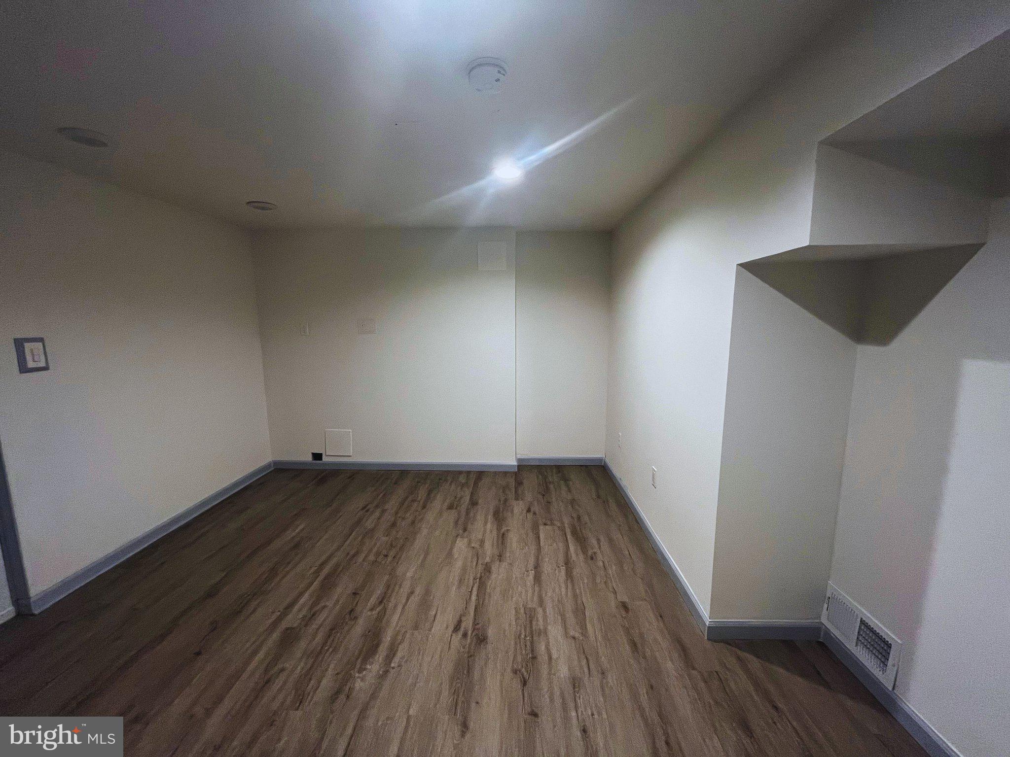 PEPPER MILL VILLAGE - Residential