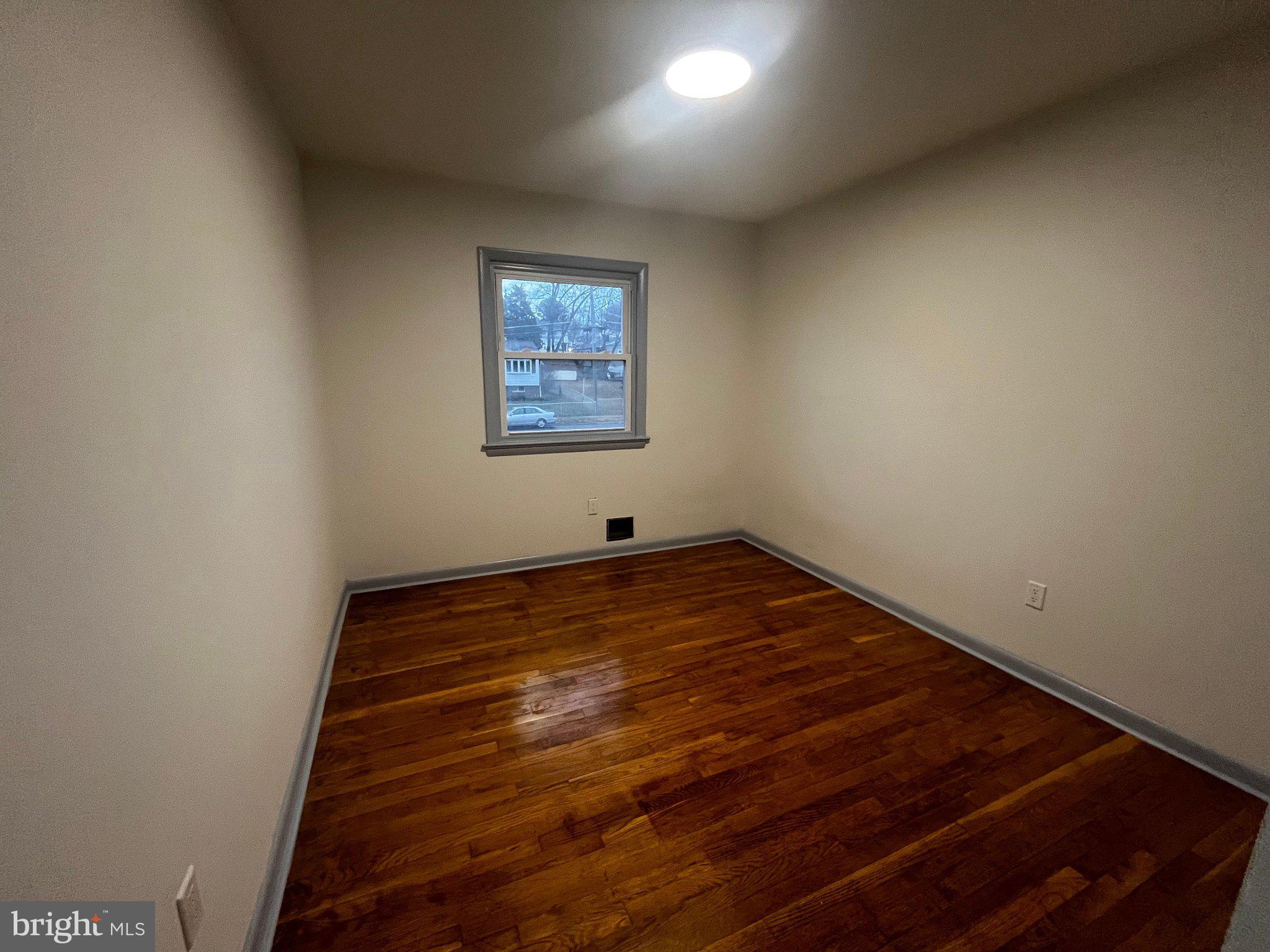 PEPPER MILL VILLAGE - Residential