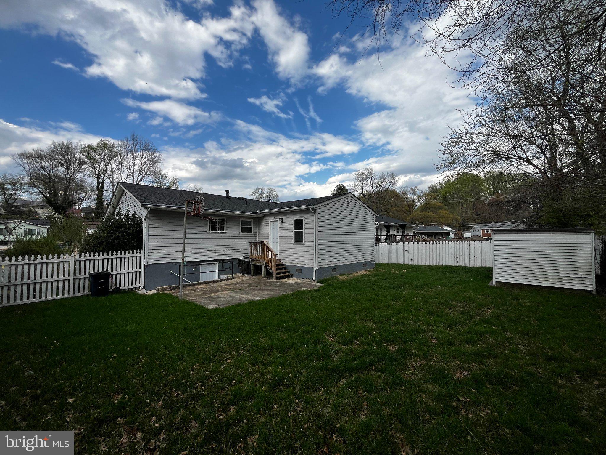 PEPPER MILL VILLAGE - Residential