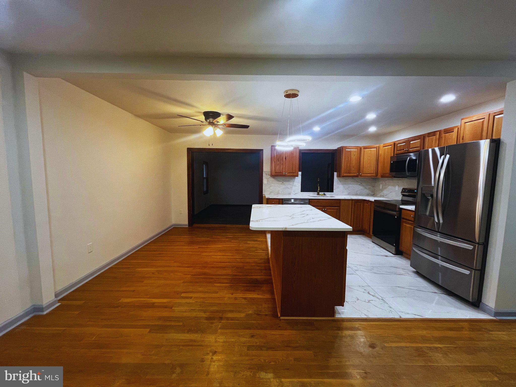 PEPPER MILL VILLAGE - Residential