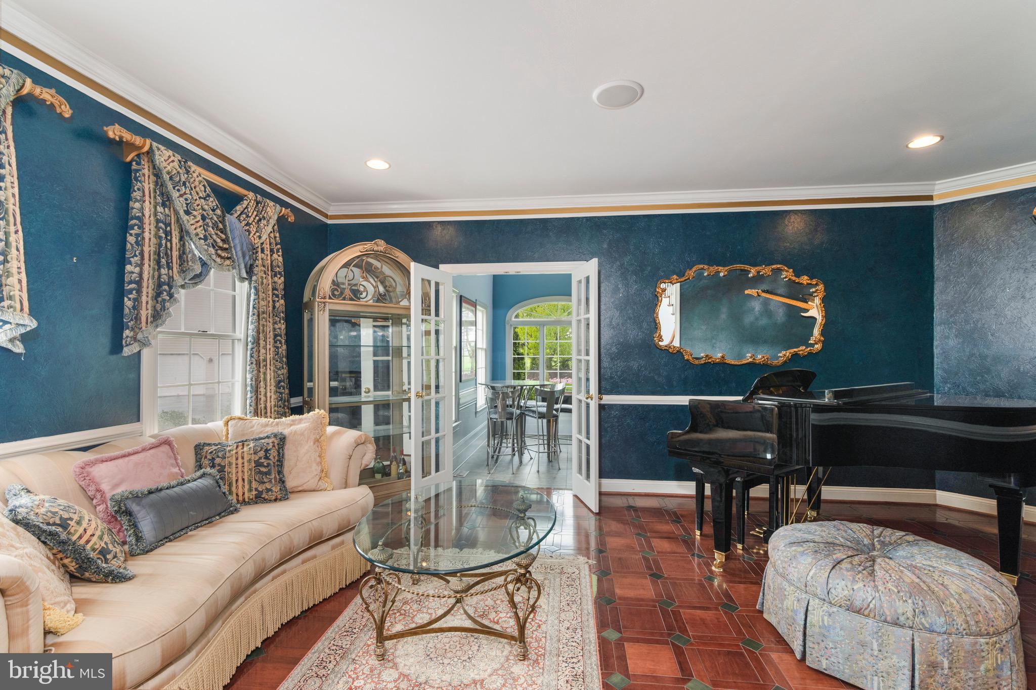 132 COUNTRY CLUB DRIVE