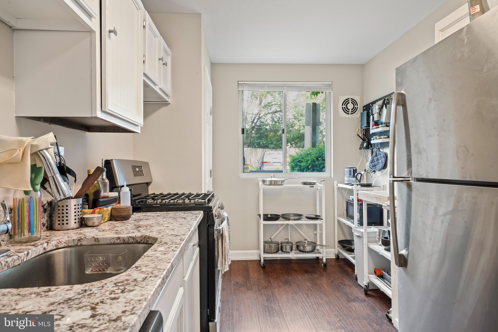 VALLEY PARK CONDOMINIUMS - Residential