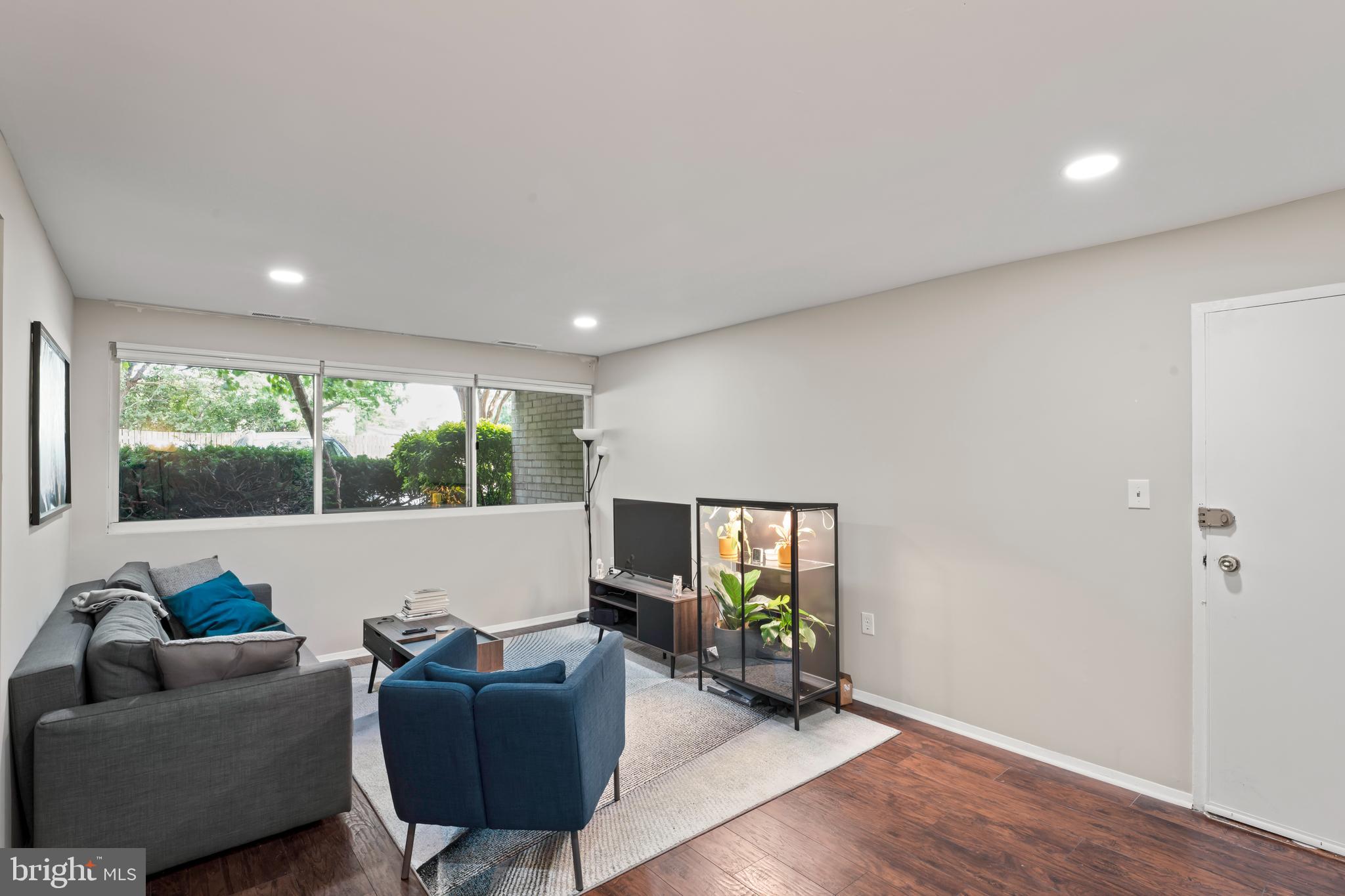 VALLEY PARK CONDOMINIUMS - Residential