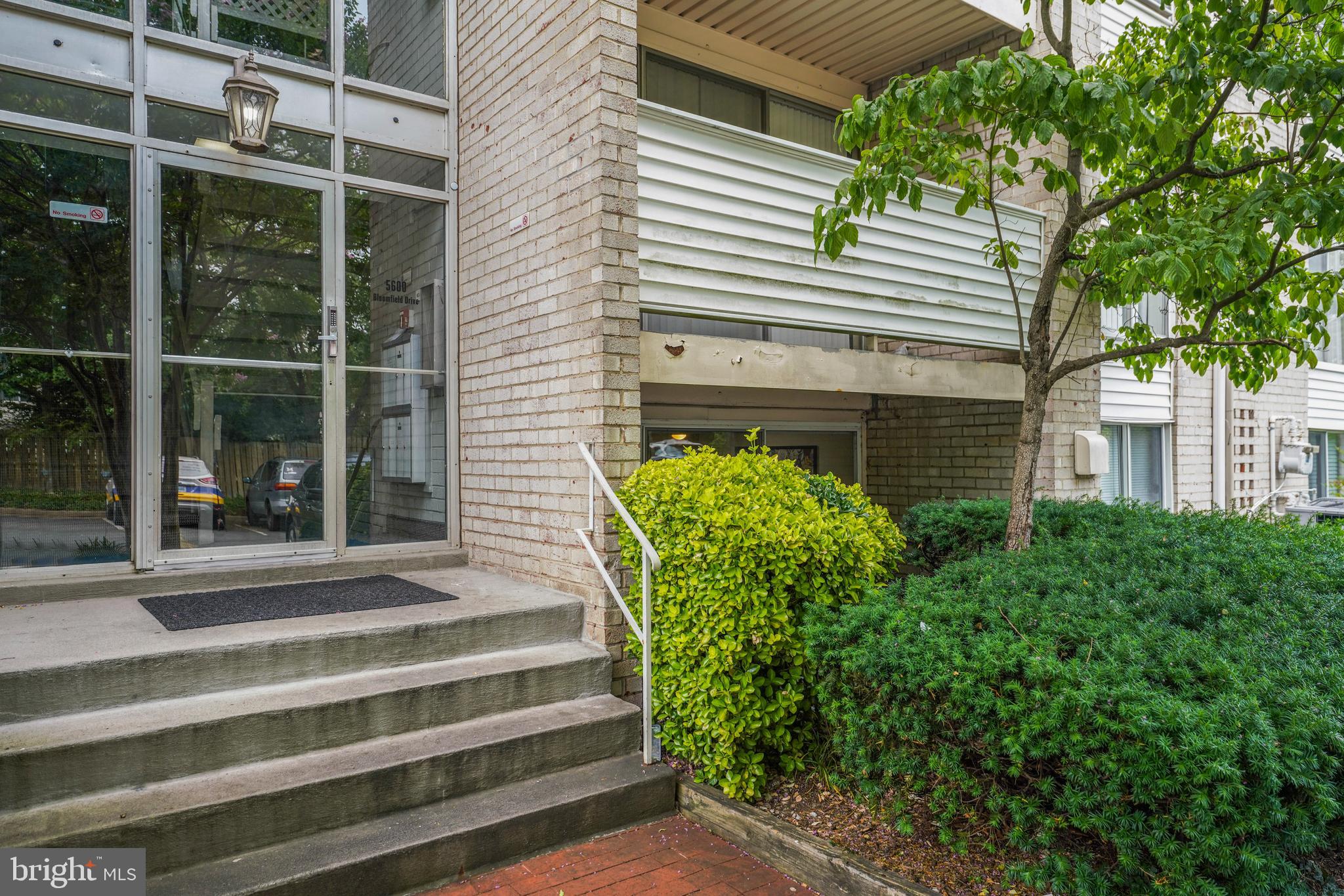 VALLEY PARK CONDOMINIUMS - Residential