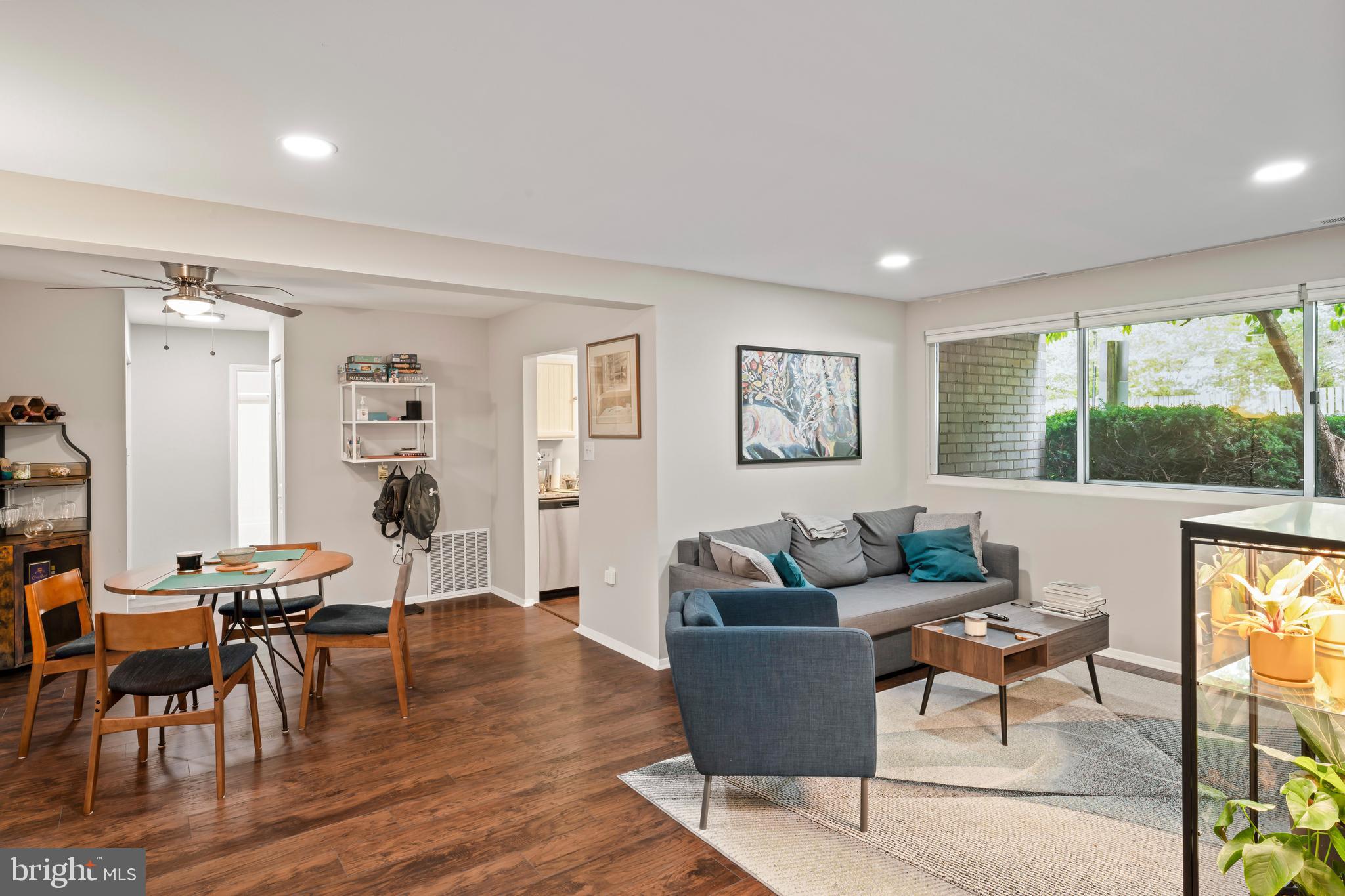 VALLEY PARK CONDOMINIUMS - Residential