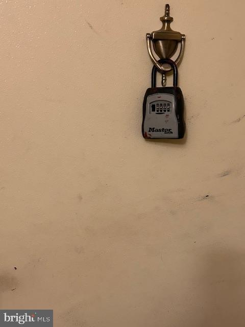 MC LEAN CHASE - Residential